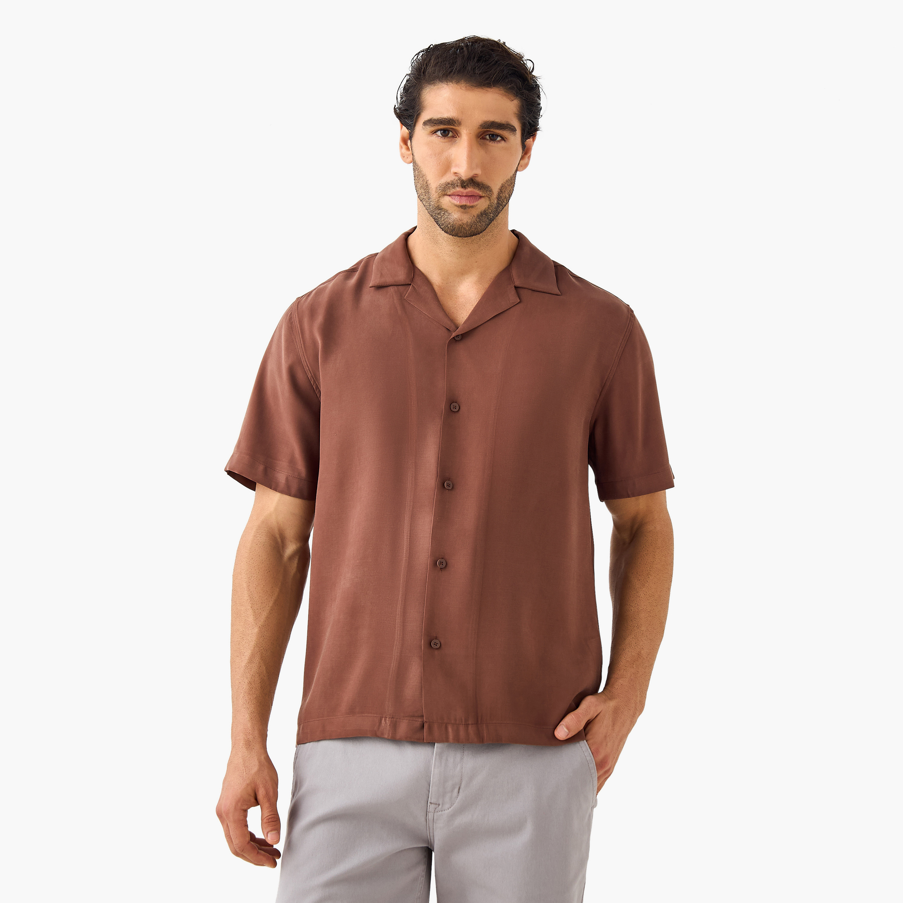 قميص بياقة وقصة مريحة-men-clothing-shirts-image-6