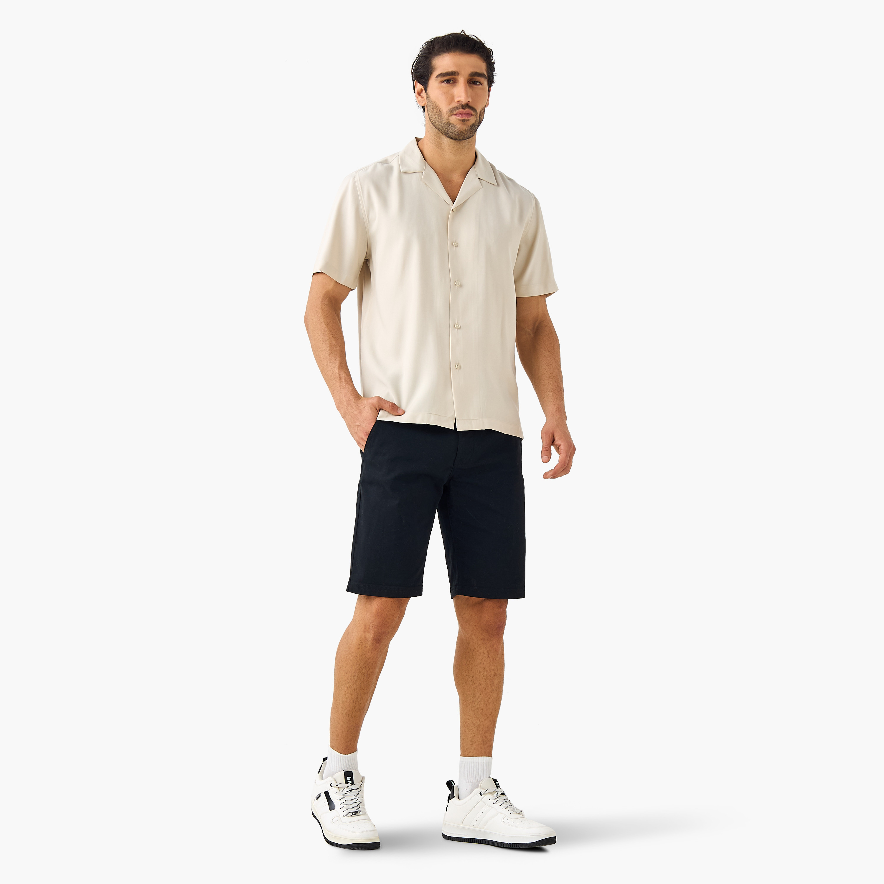 قميص بياقة وقصة مريحة-men-clothing-shirts-image-2
