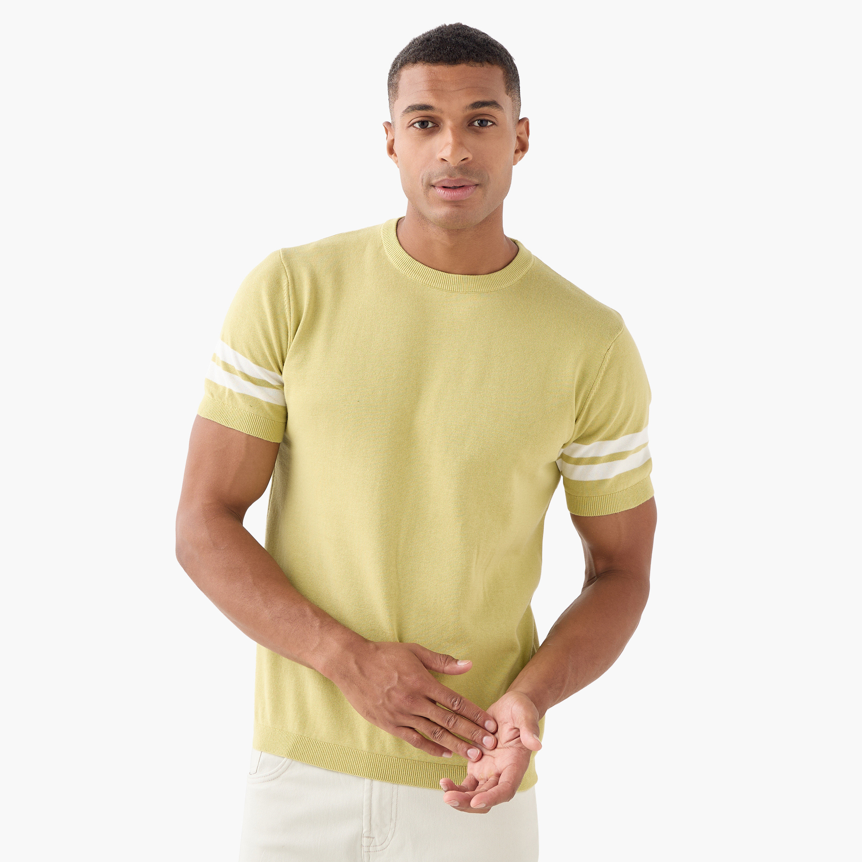تيشيرت مقلّم بياقة ضيقة-men-clothing-tshirtsandpolos-tshirts-image-16