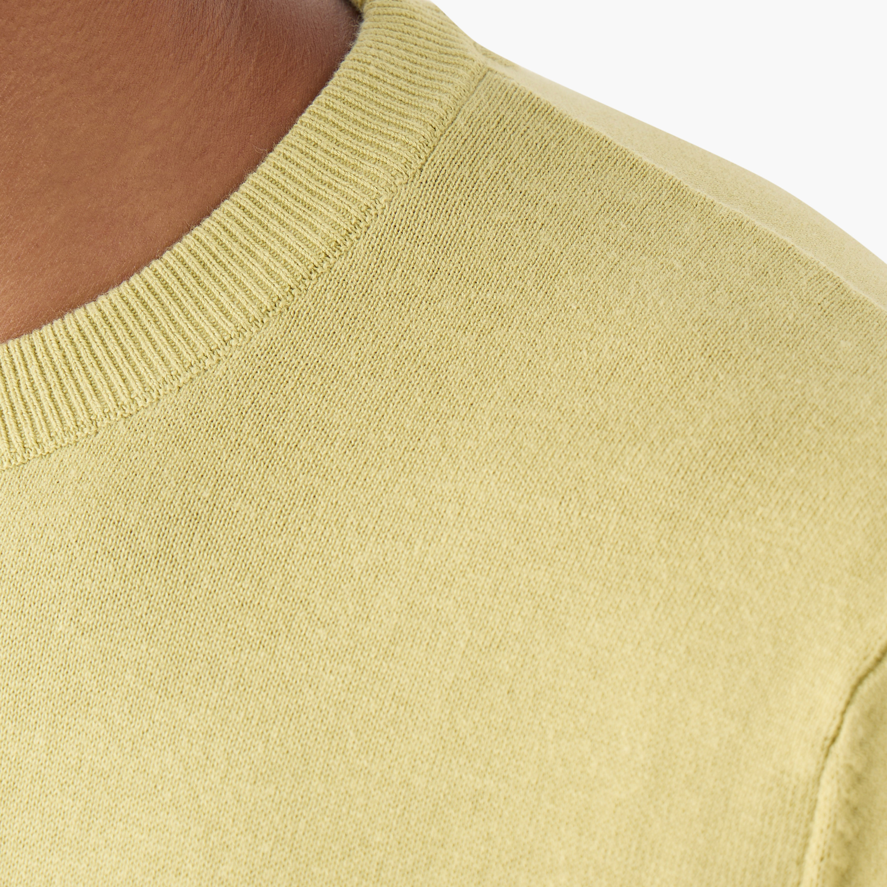تيشيرت مقلّم بياقة ضيقة-men-clothing-tshirtsandpolos-tshirts-image-20