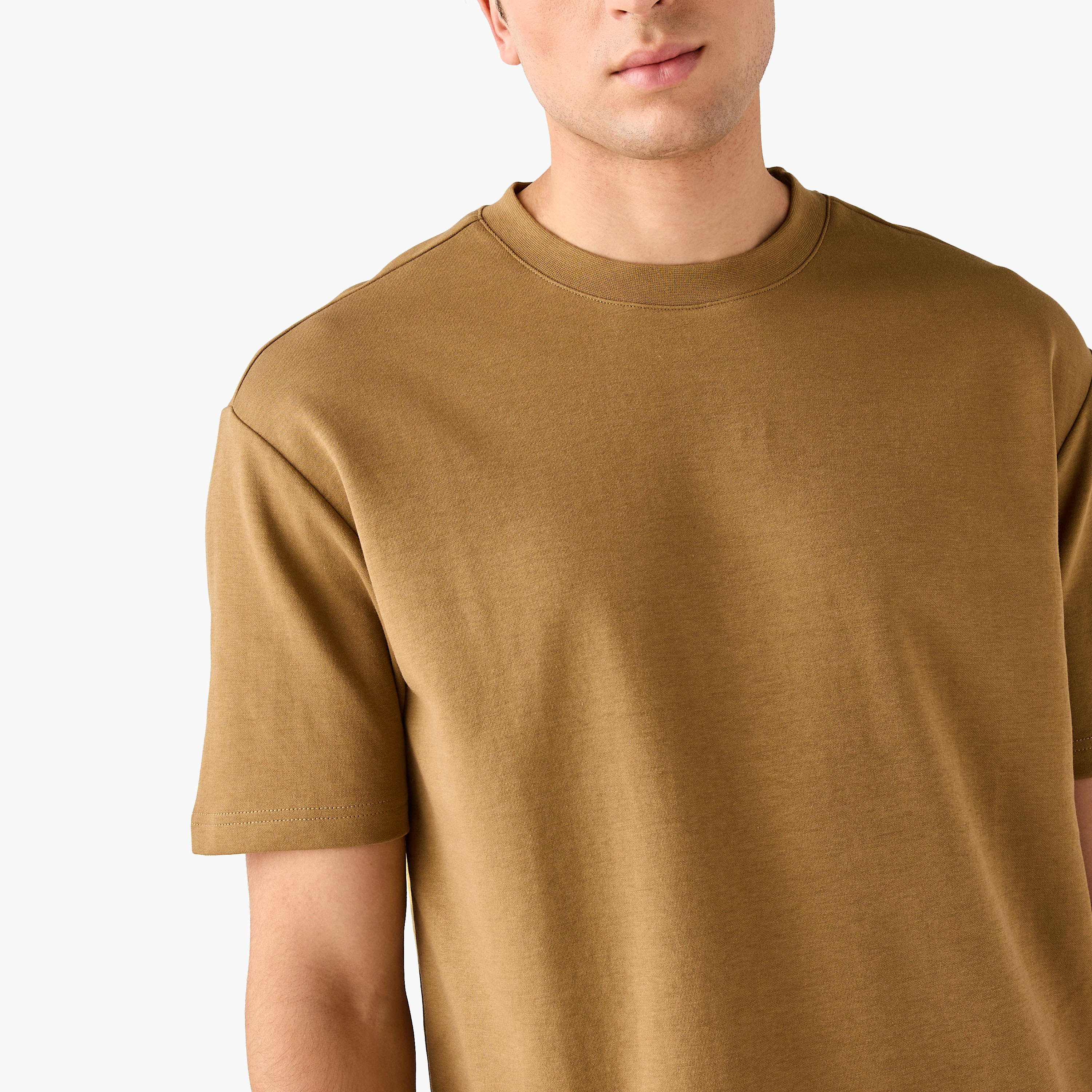 Relaxed Fit Crew Neck T-shirt-men-clothing-tshirtsandpolos-tshirts-image-4