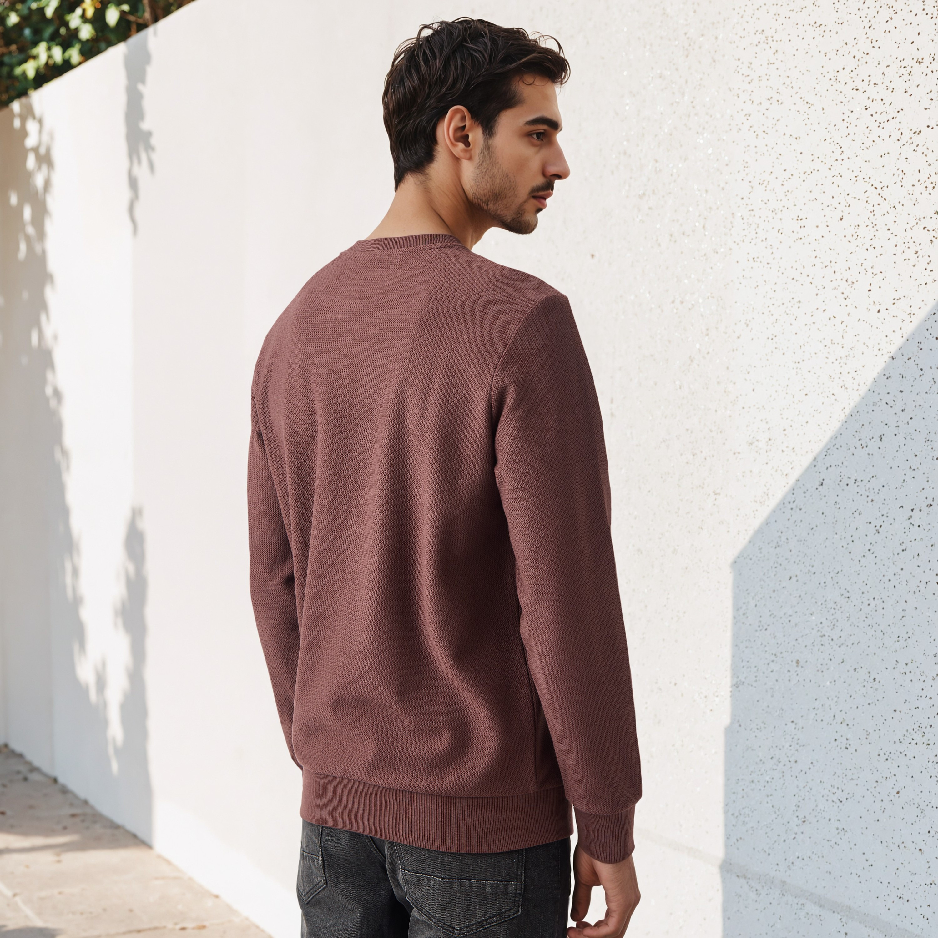 سويت شيرت بارز الملمس بنمط متعرج-men-winterwear-hoodiesandsweatshirts-image-3