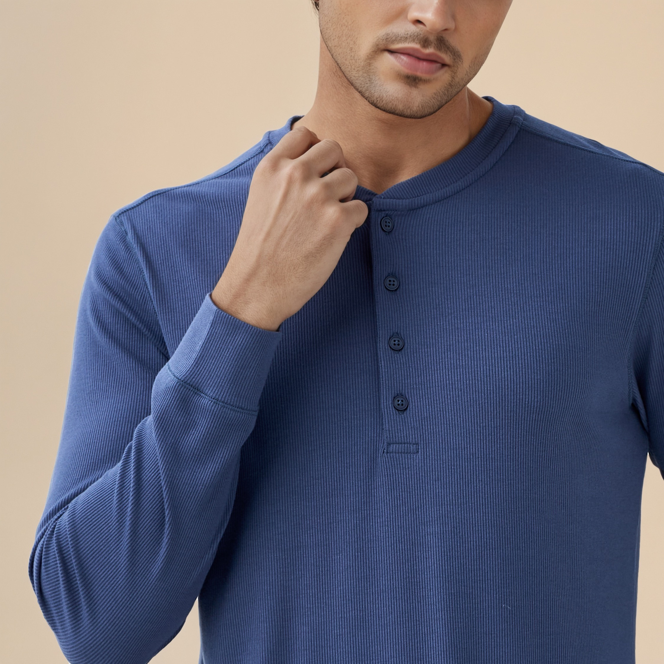 تيشيرت بارز الملمس بقصّة عادية-men-clothing-tshirtsandpolos-tshirts-image-10