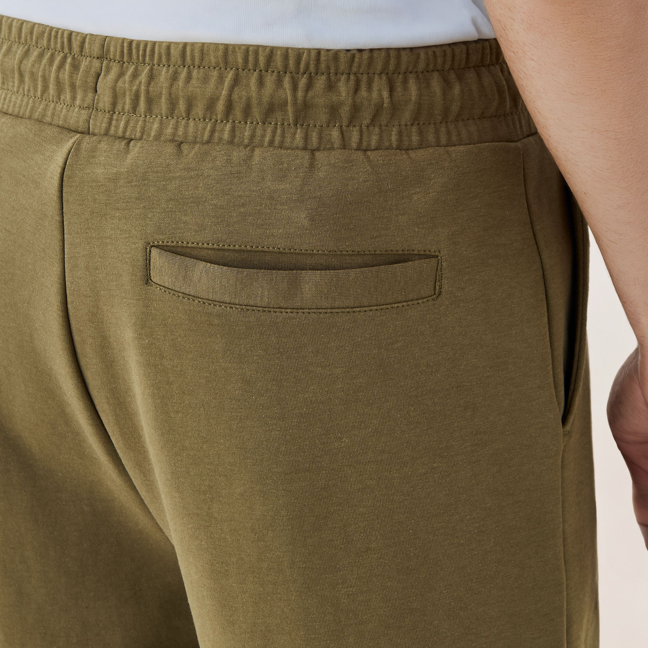 شورت سكوبا بقصّة عادية وخصر مطاطي -men-clothing-bottoms-shorts-image-5