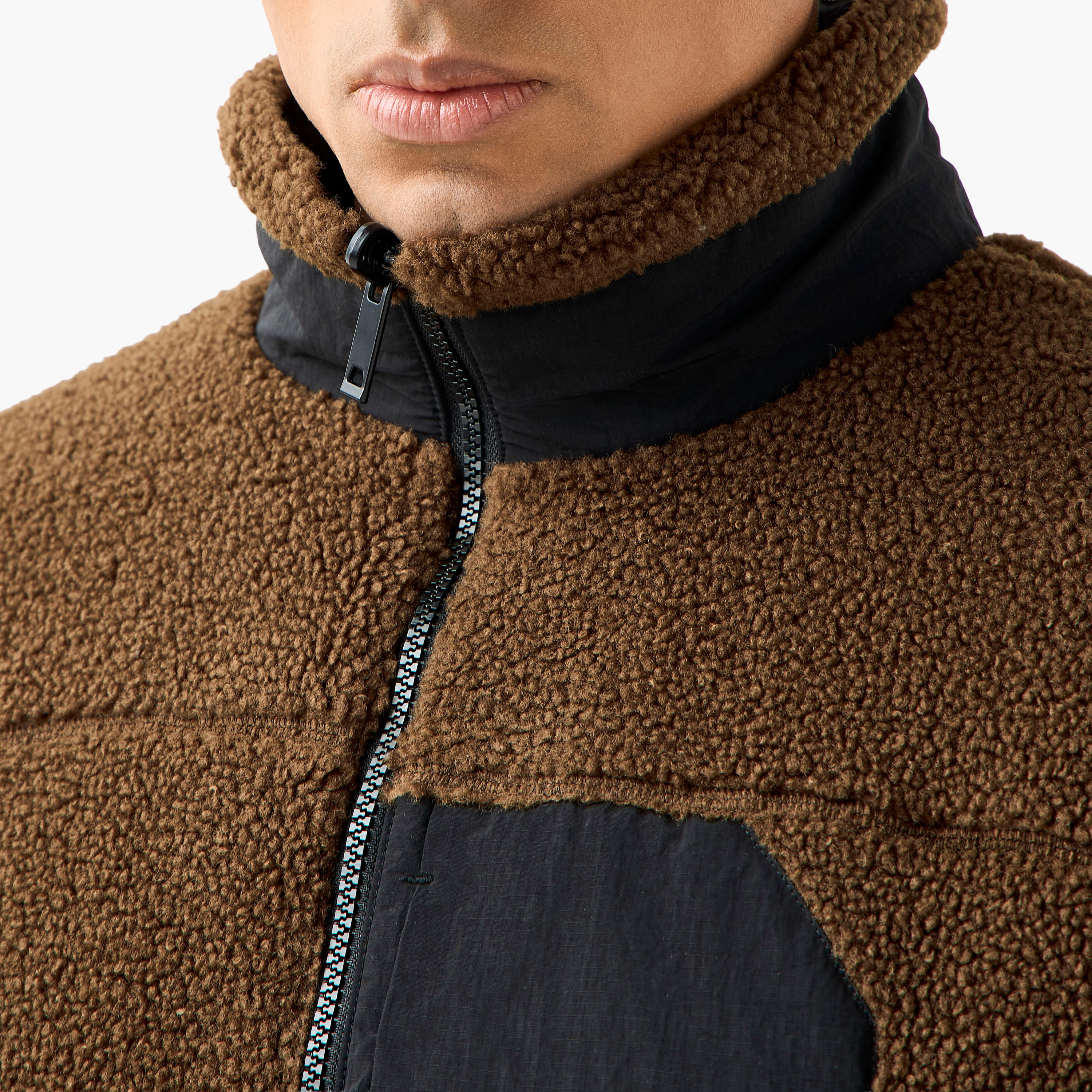 Men Regular Fit Reversible Fleece Jacket-men-clothing-jacketsandblazers-jackets-image-4