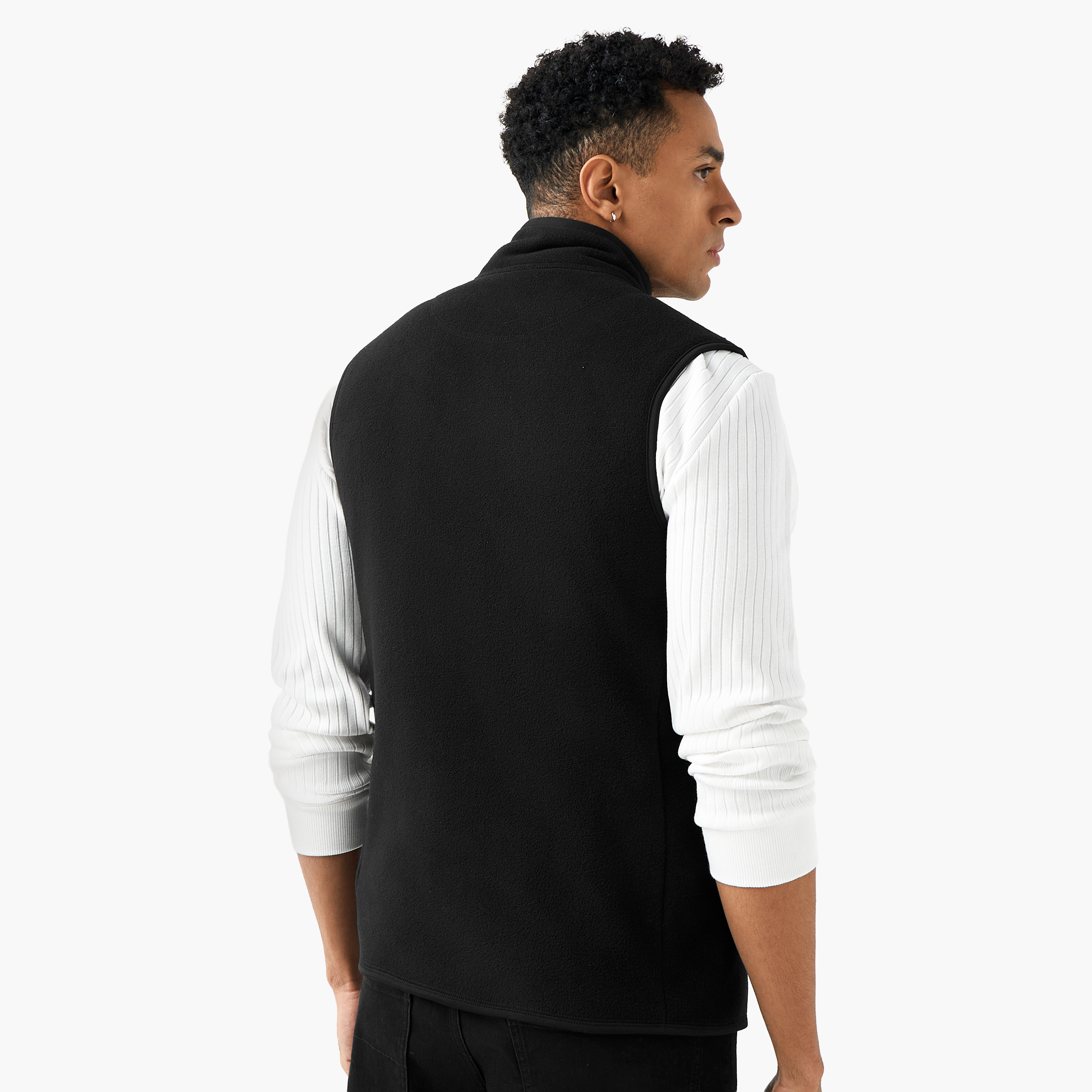 جاكيت رجالي دون أكمام بقصة عادية وياقة عالية-men-clothing-jacketsandblazers-jackets-image-17