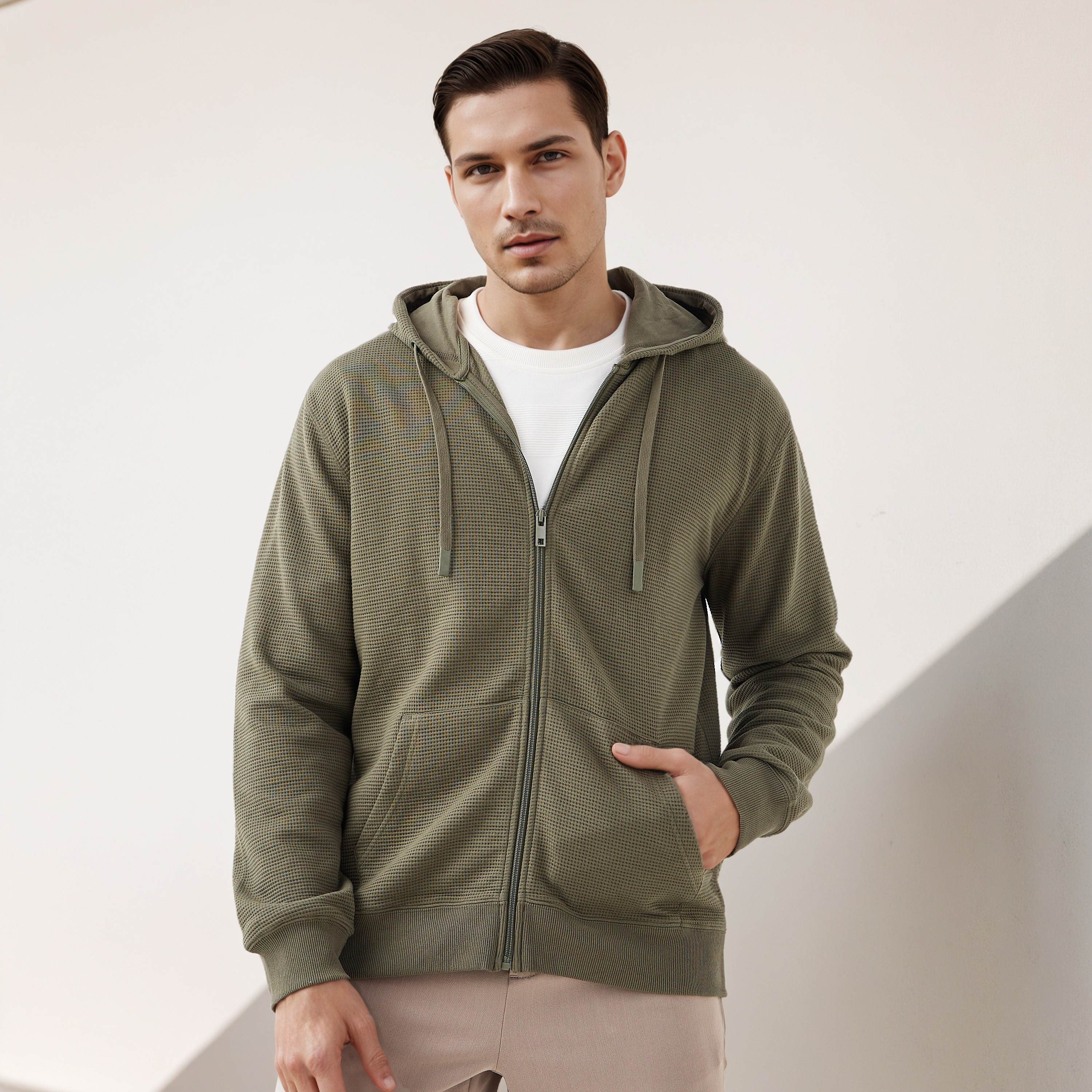 هودي مزيج قطني بقصة عادية بارز الملمس على شكل وافل للرجال-men-winterwear-hoodiesandsweatshirts-image-1