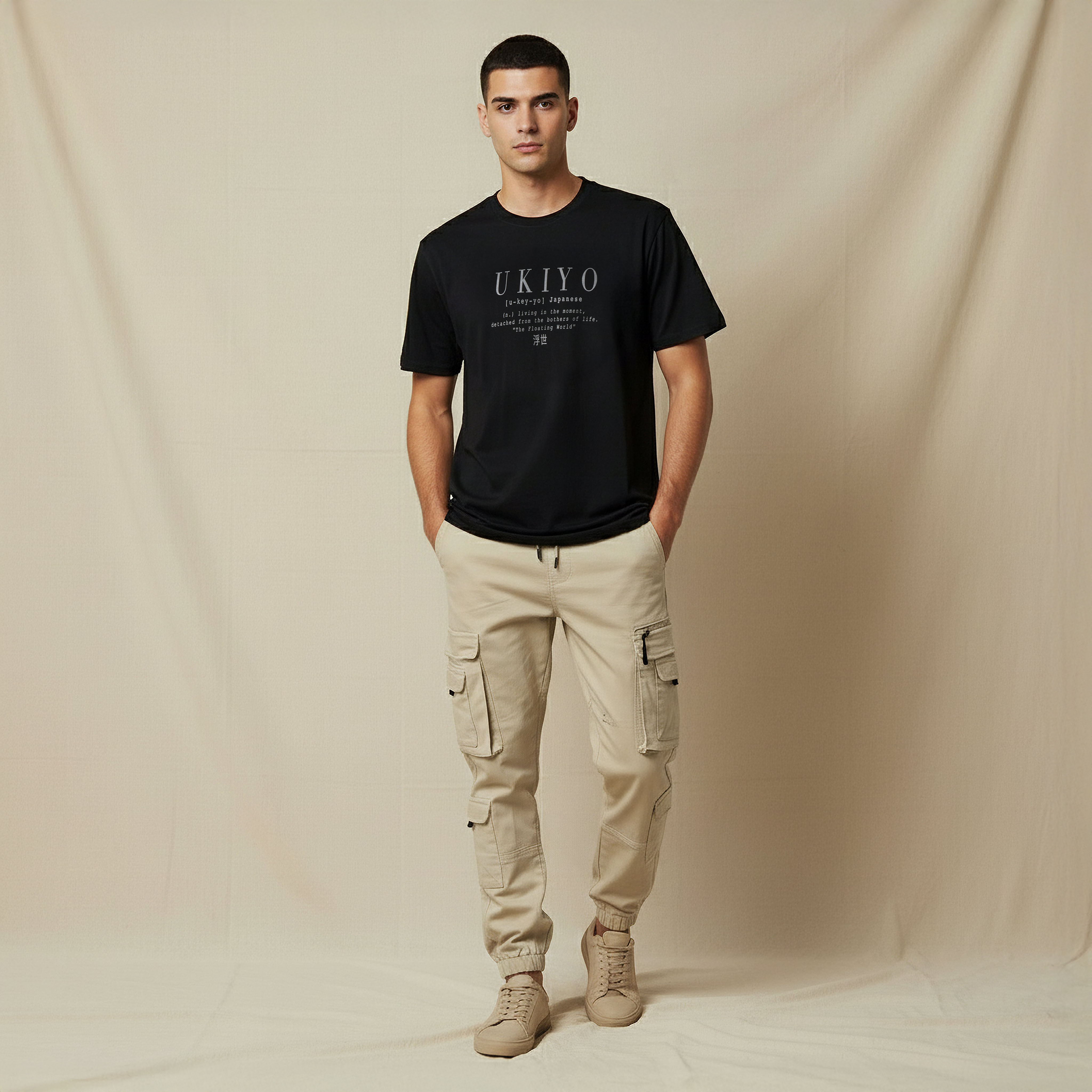 تيشيرت رجالي بقصة عادية وطبعات شعار وياقة ضيقة وأكمام قصيرة-men-clothing-tshirtsandpolos-tshirts-image-5