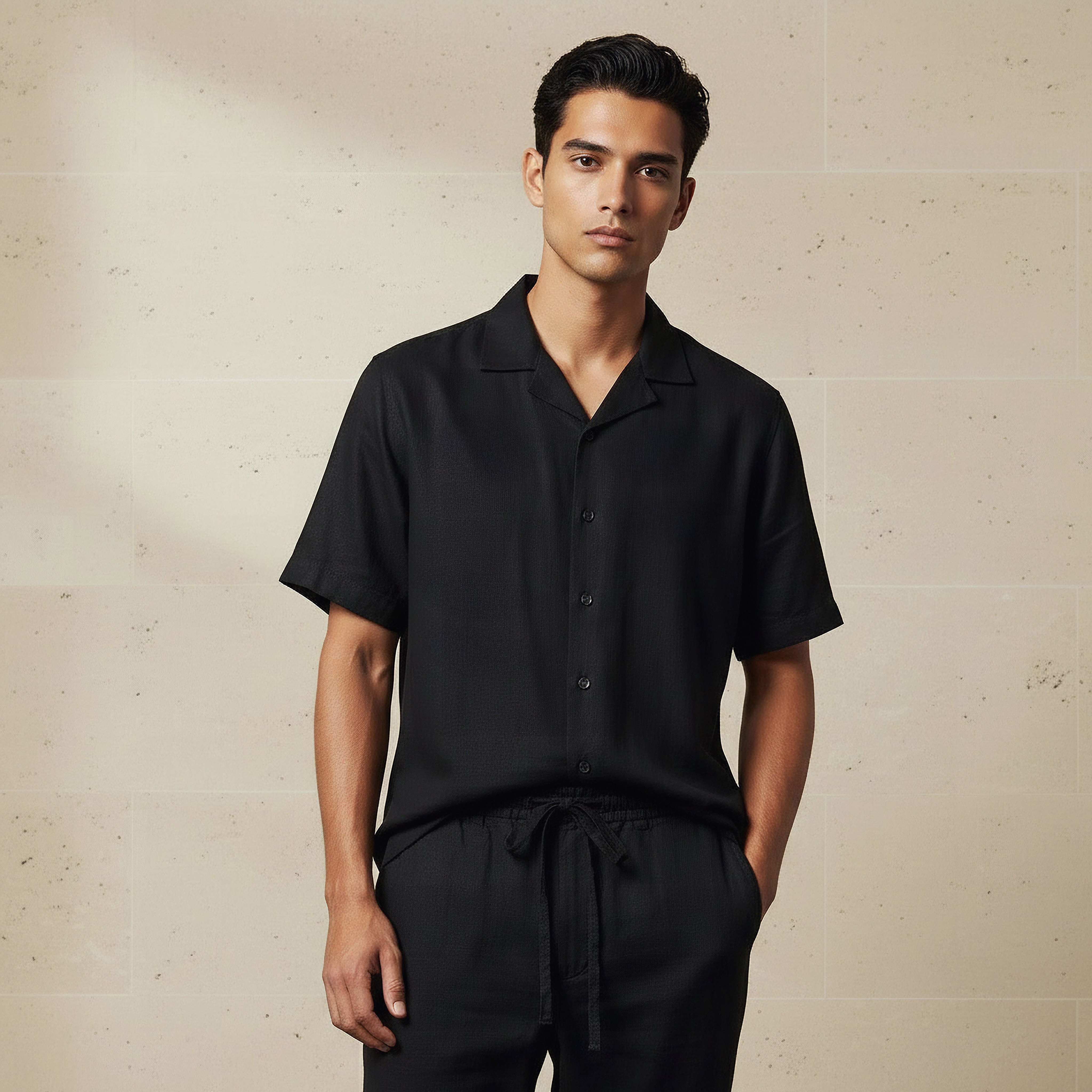 قميص من مزيج الكتان بقصة عادية وياقة كامب وأكمام قصيرة للرجال-men-clothing-shirts-image-4