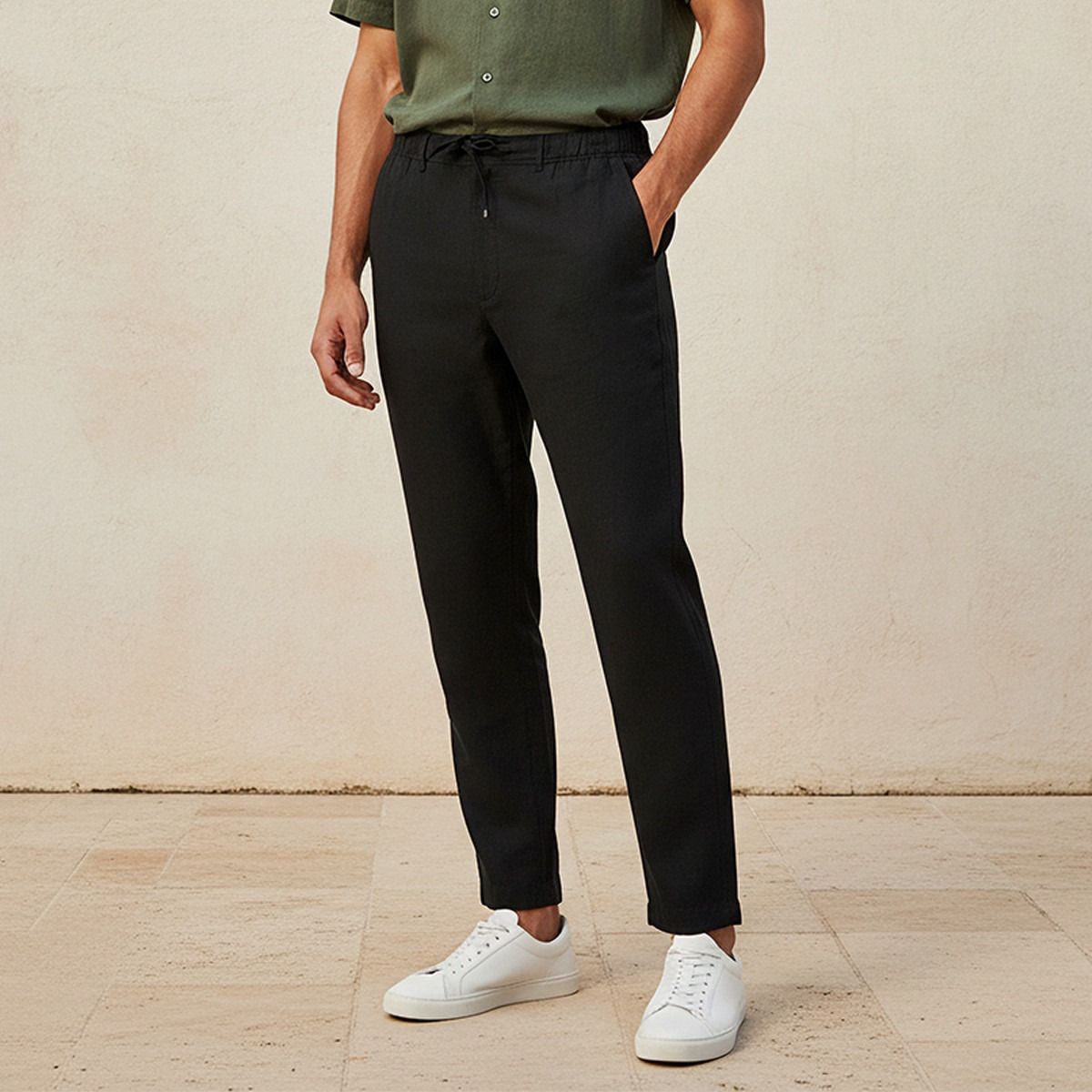 بنطلون مزيج كتان بقصة مريحة من سبلاش بيزك-men-clothing-trousersandchinos-trousers-image-1