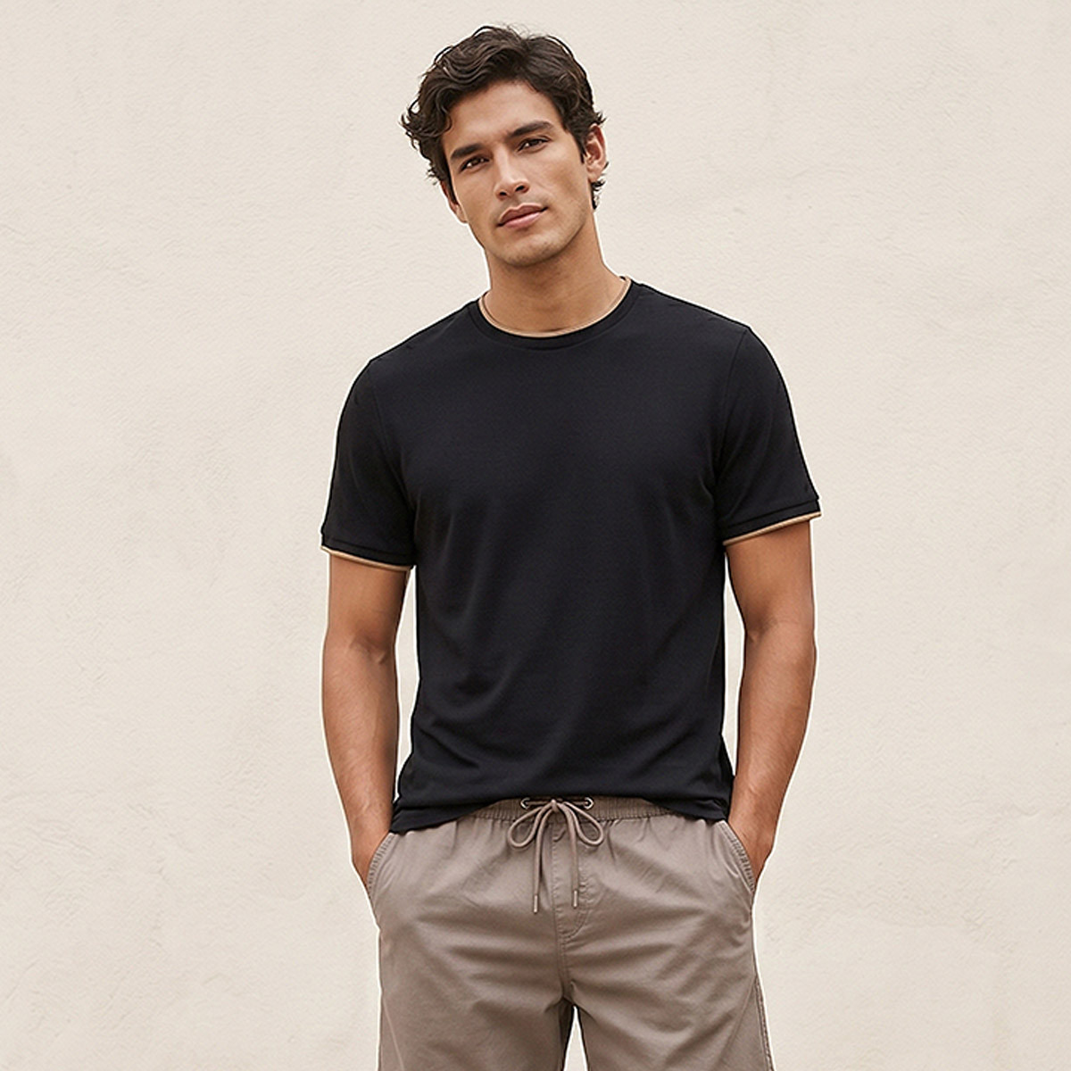 تيشيرت بيكيه كريب بقصّة عادية وياقة ضيّقة من سبلاش بيزكس-men-clothing-tshirtsandpolos-tshirts-image-1
