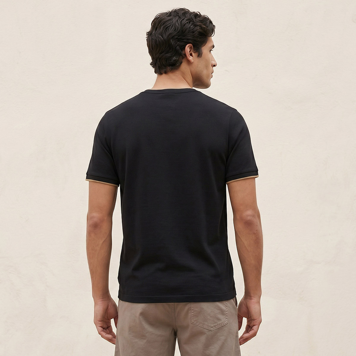 تيشيرت بيكيه كريب بقصّة عادية وياقة ضيّقة من سبلاش بيزكس-men-clothing-tshirtsandpolos-tshirts-image-4
