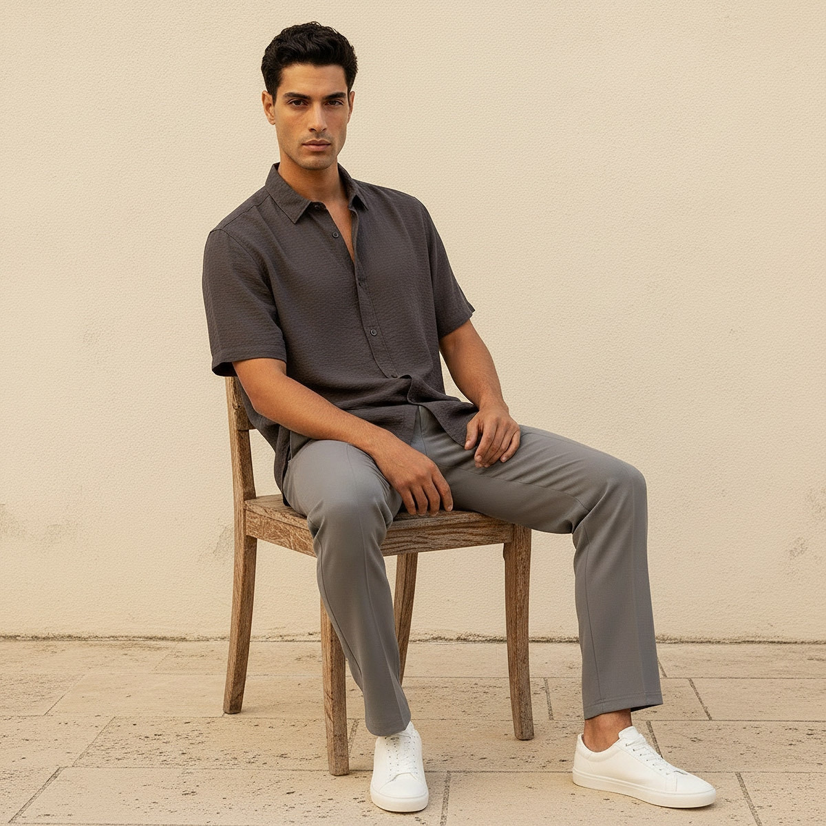 قميص بارز الملمس بقصة عادية وياقة وأكمام قصيرة من سبلاش بيسك-men-clothing-shirts-image-5
