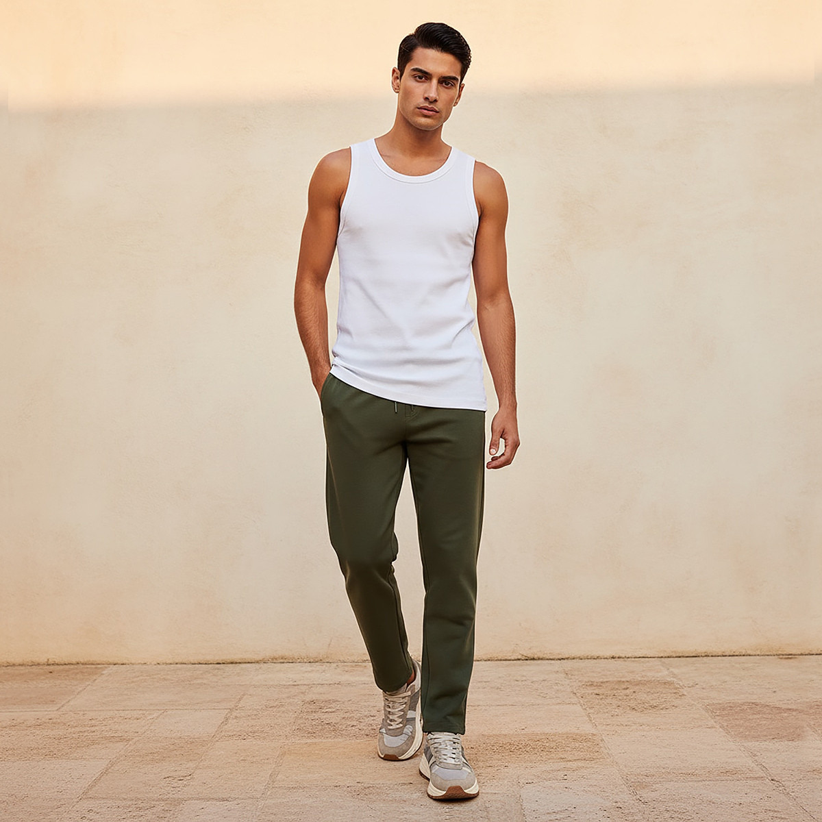 فيست مضلع من سبلاش بيسك-men-clothing-tshirtsandpolos-vests-image-3