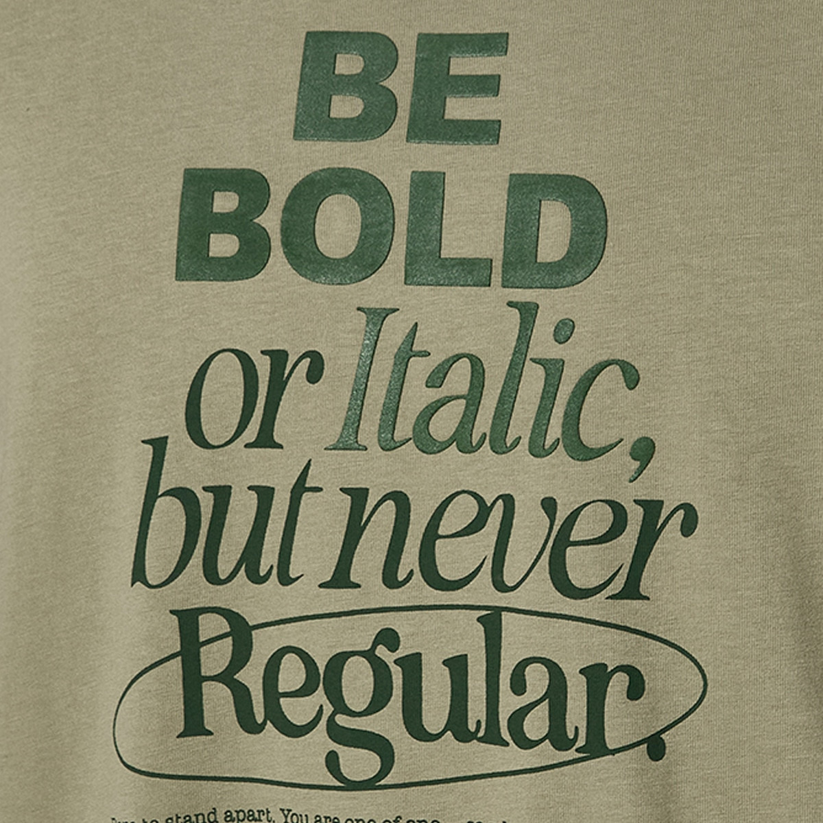 تيشيرت بقصة سليم وياقة ضيقة وأكمام قصيرة وطبعات من أساسيات سبلاش-men-clothing-tshirtsandpolos-tshirts-image-2