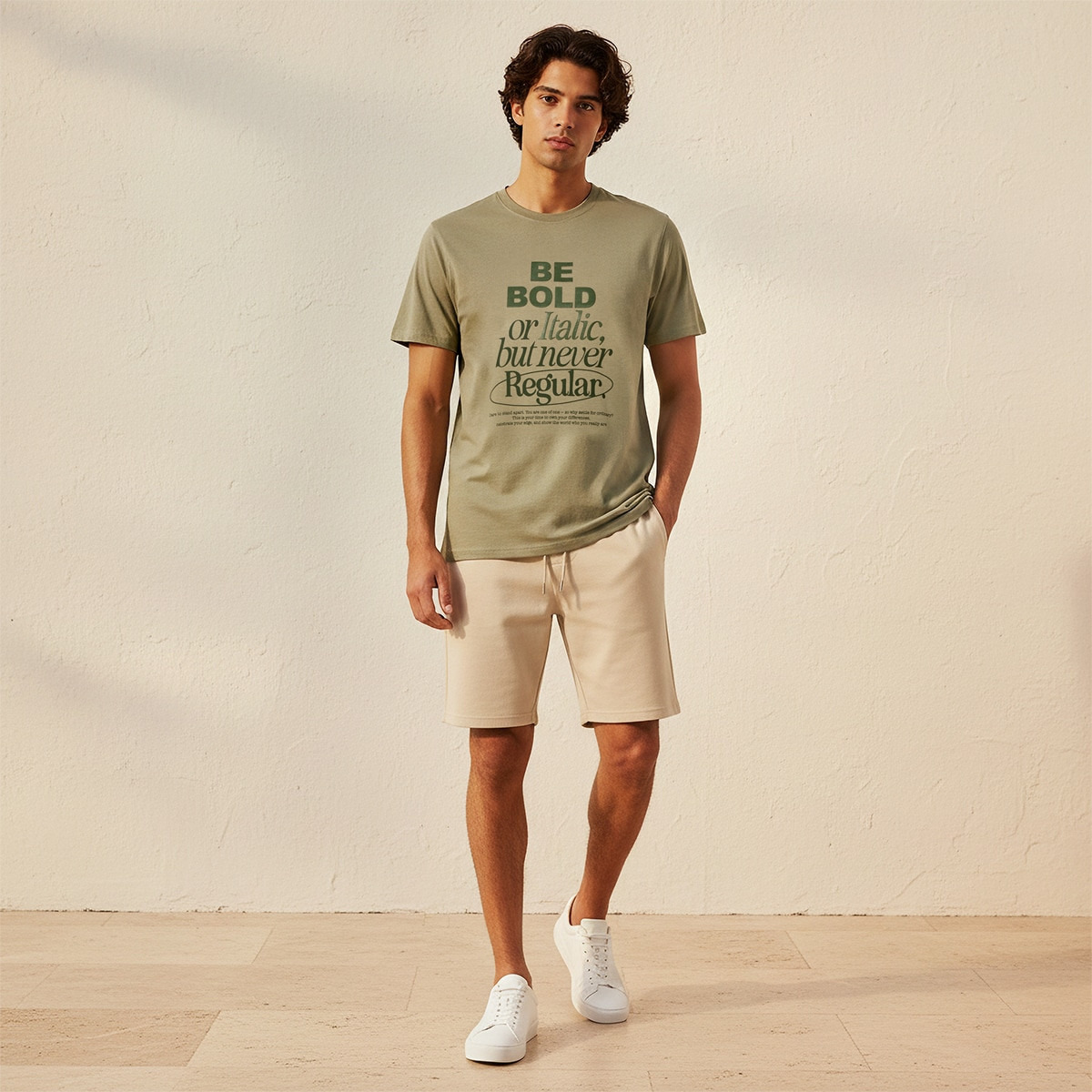 تيشيرت بقصة سليم وياقة ضيقة وأكمام قصيرة وطبعات من أساسيات سبلاش-men-clothing-tshirtsandpolos-tshirts-image-3