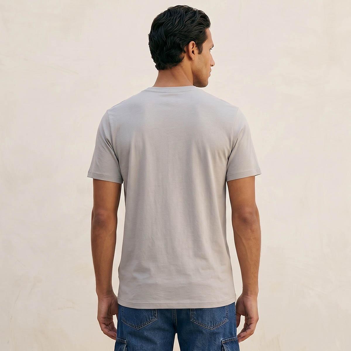 تيشيرت بقصة ضيقة وياقة ضيقة وطبعات من أساسيات سبلاش-men-clothing-tshirtsandpolos-tshirts-image-4