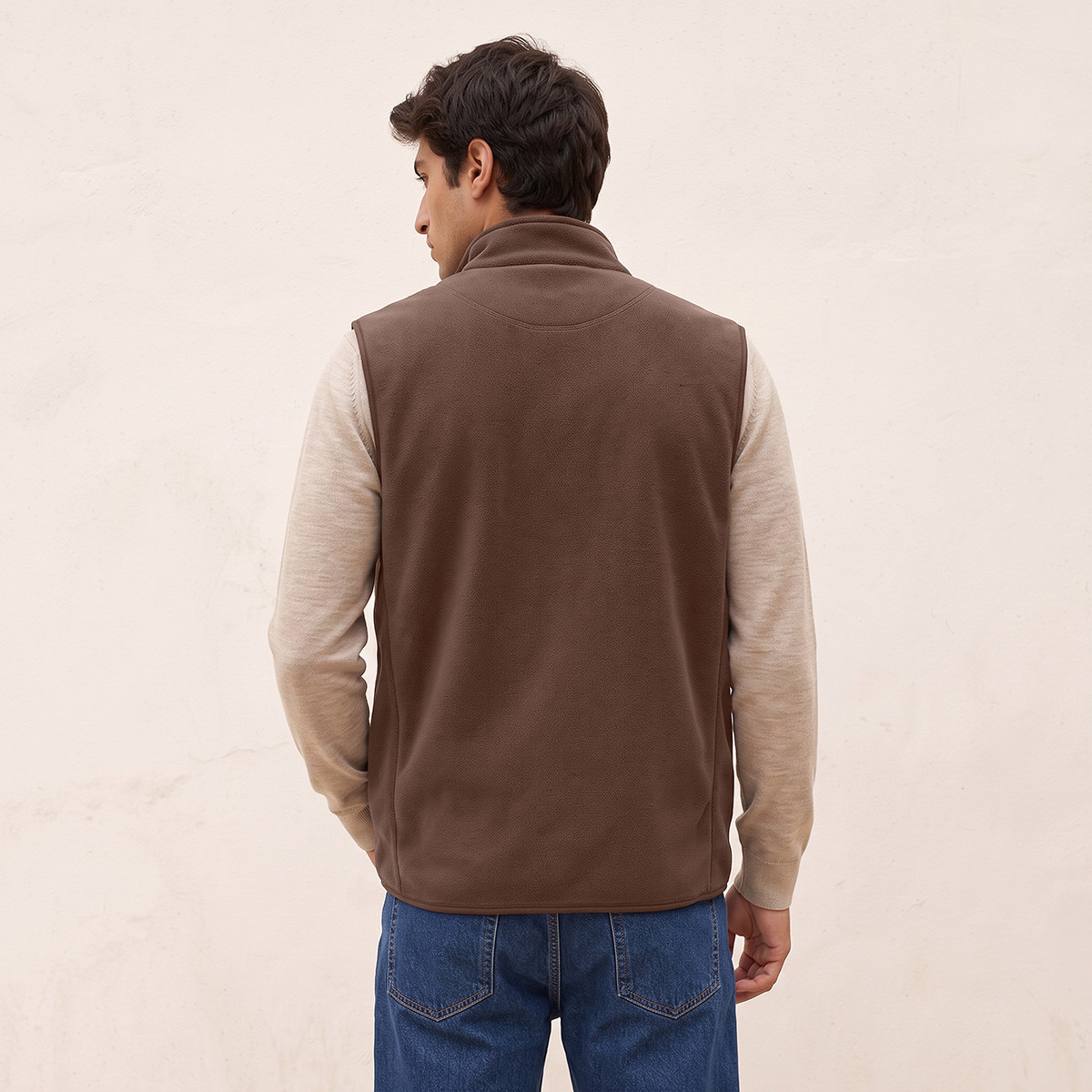 جيليه فليس بياقة عالية وجيوب من سبلاش بيسكس-men-clothing-jacketsandblazers-jackets-image-3