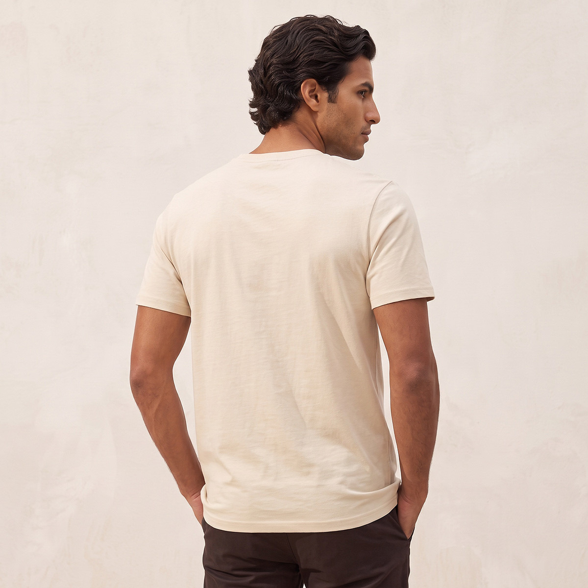 تيشيرت قطن بياقة ضيقة وقصة عادية من بيزيكس من سبلاش-men-clothing-tshirtsandpolos-tshirts-image-3