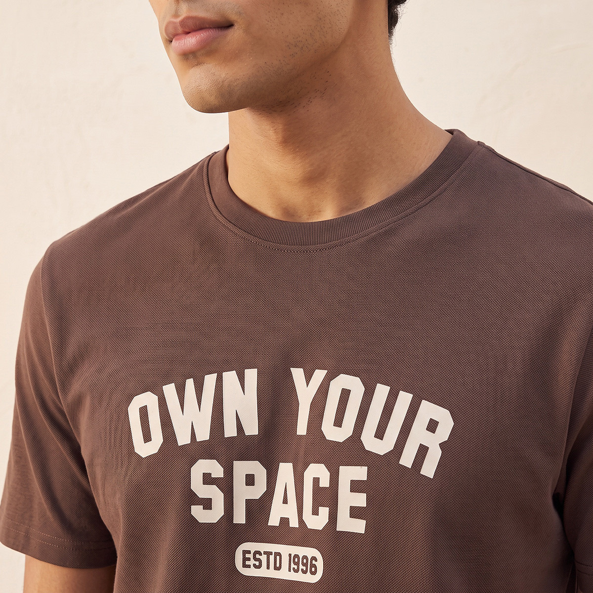 تيشيرت قطن بقصة مستقيمة وياقة دائرية وطبعات من سبلاش-men-clothing-tshirtsandpolos-tshirts-image-5