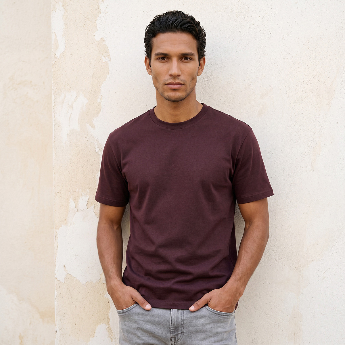 تيشيرت بقصة مريحة وياقة ضيقة من سبلاش بيزكس-men-clothing-tshirtsandpolos-tshirts-image-1
