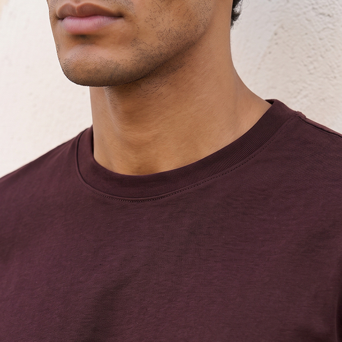 تيشيرت بقصة مريحة وياقة ضيقة من سبلاش بيزكس-men-clothing-tshirtsandpolos-tshirts-image-5