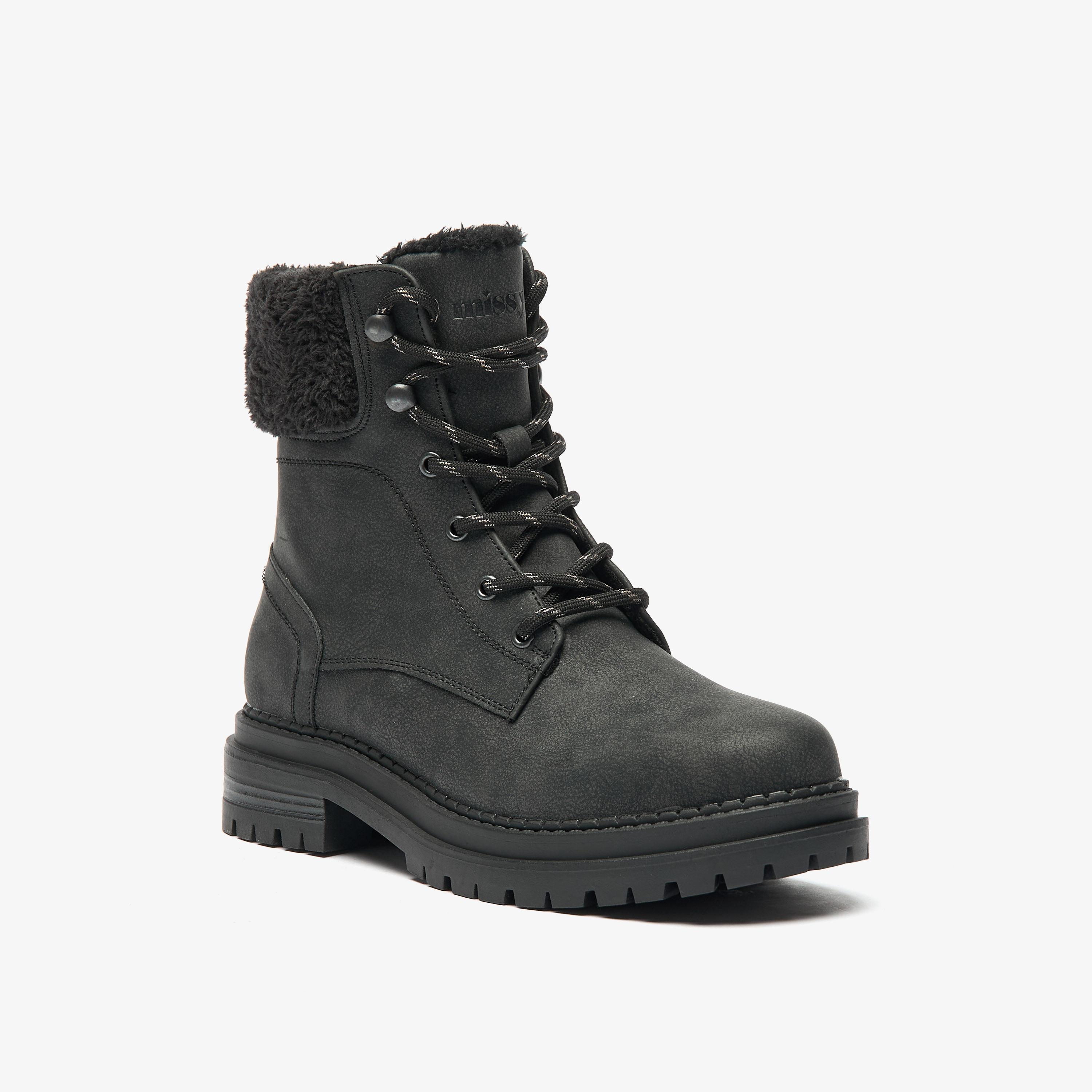 بوت سادة طول الكاحل بسحاب إغلاق من ميسي-women-shoes-boots-image-1
