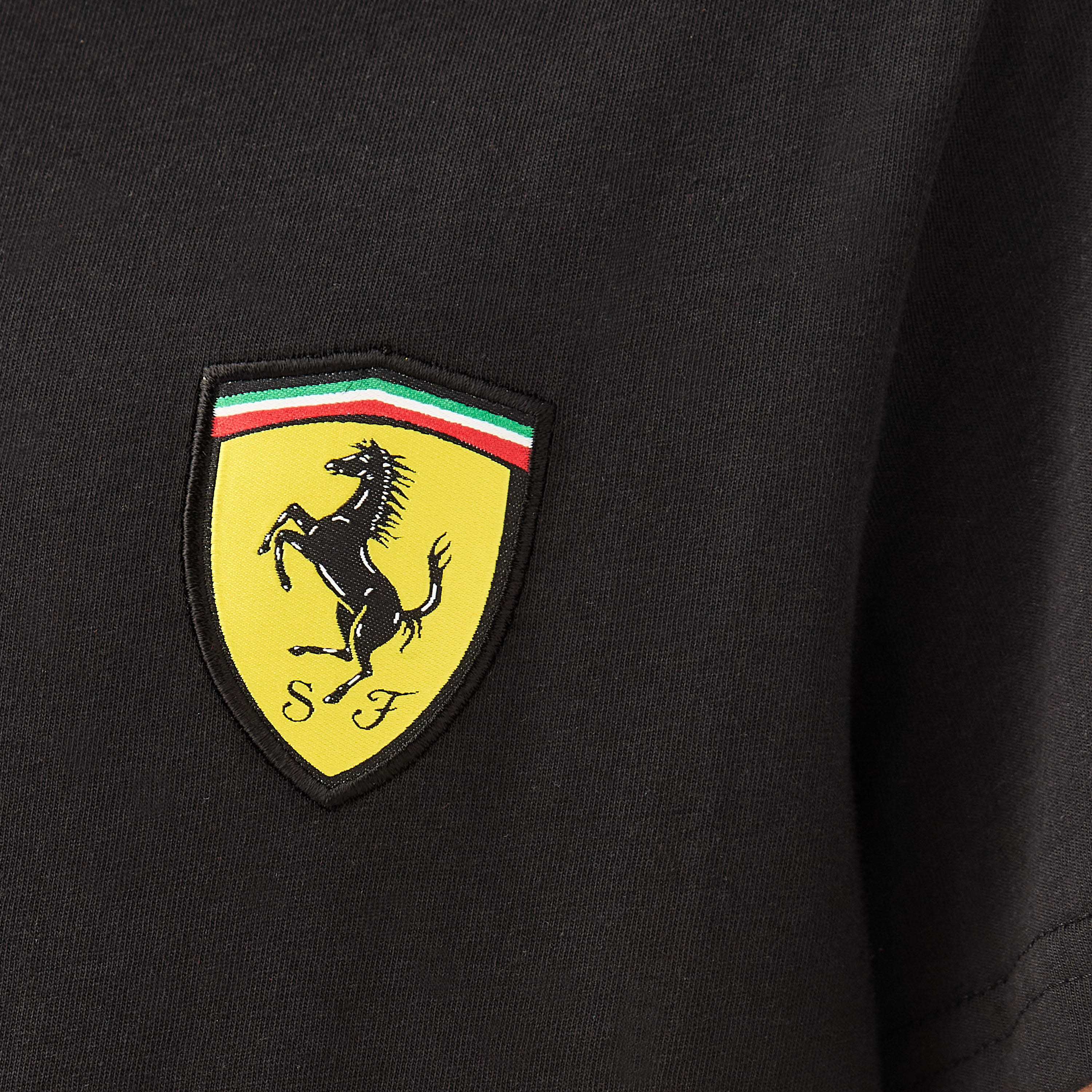 تيشيرت ملون للأولاد فيراري ريس بيج شيلد من بوما | OE-boys-clothing-sportswear-tops-image-7