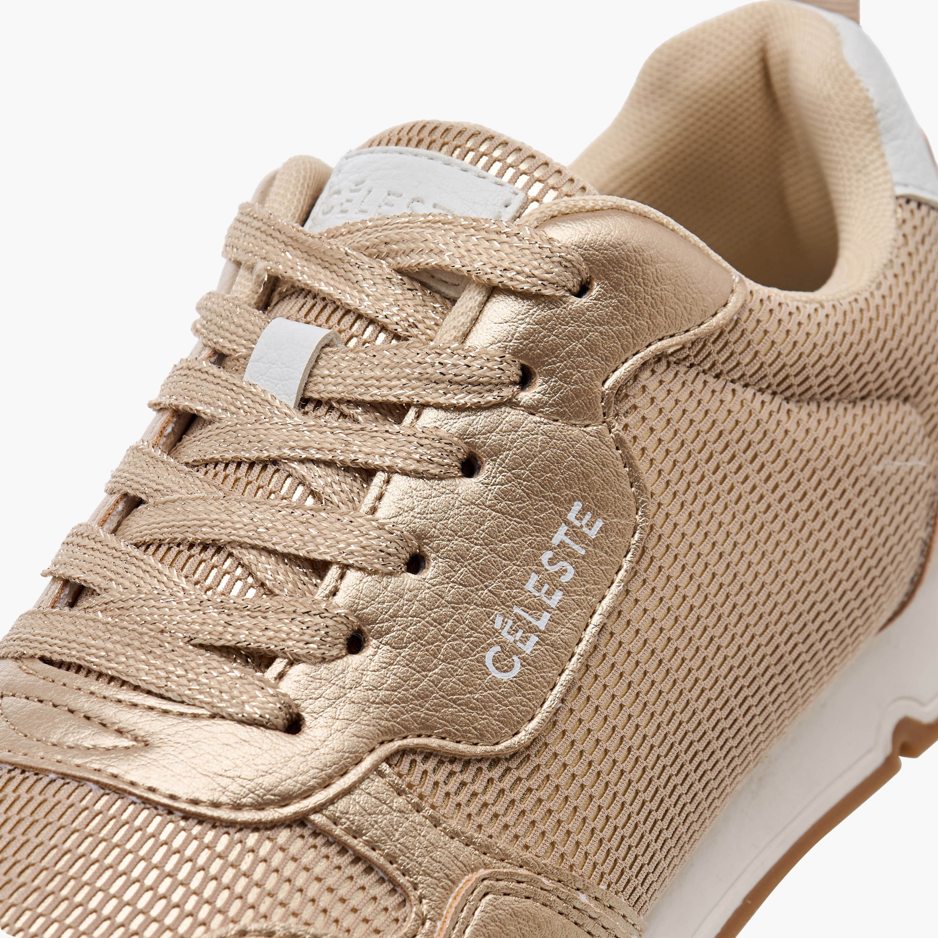 حذاء سنيكرز بتفاصيل شعار ورباط إغلاق للنساء من سيليست-women-shoes-sneakers-image-4