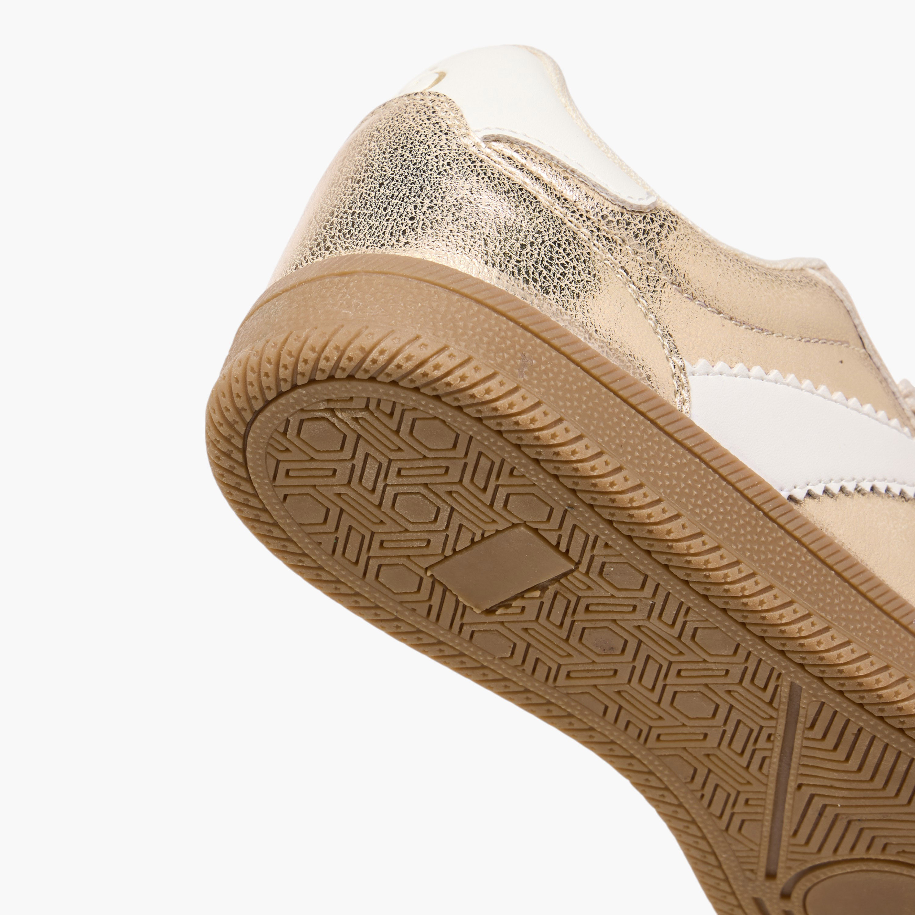 حذاء سنيكرز برباط إغلاق للنساء من سيليست-women-shoes-sneakers-image-5