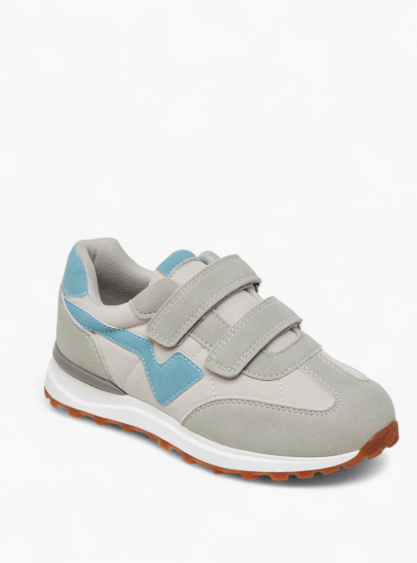 حذاء سنيكرز بشريط إغلاق لاصق للأولاد من جونيورز-boys-shoes-sneakers-image-2