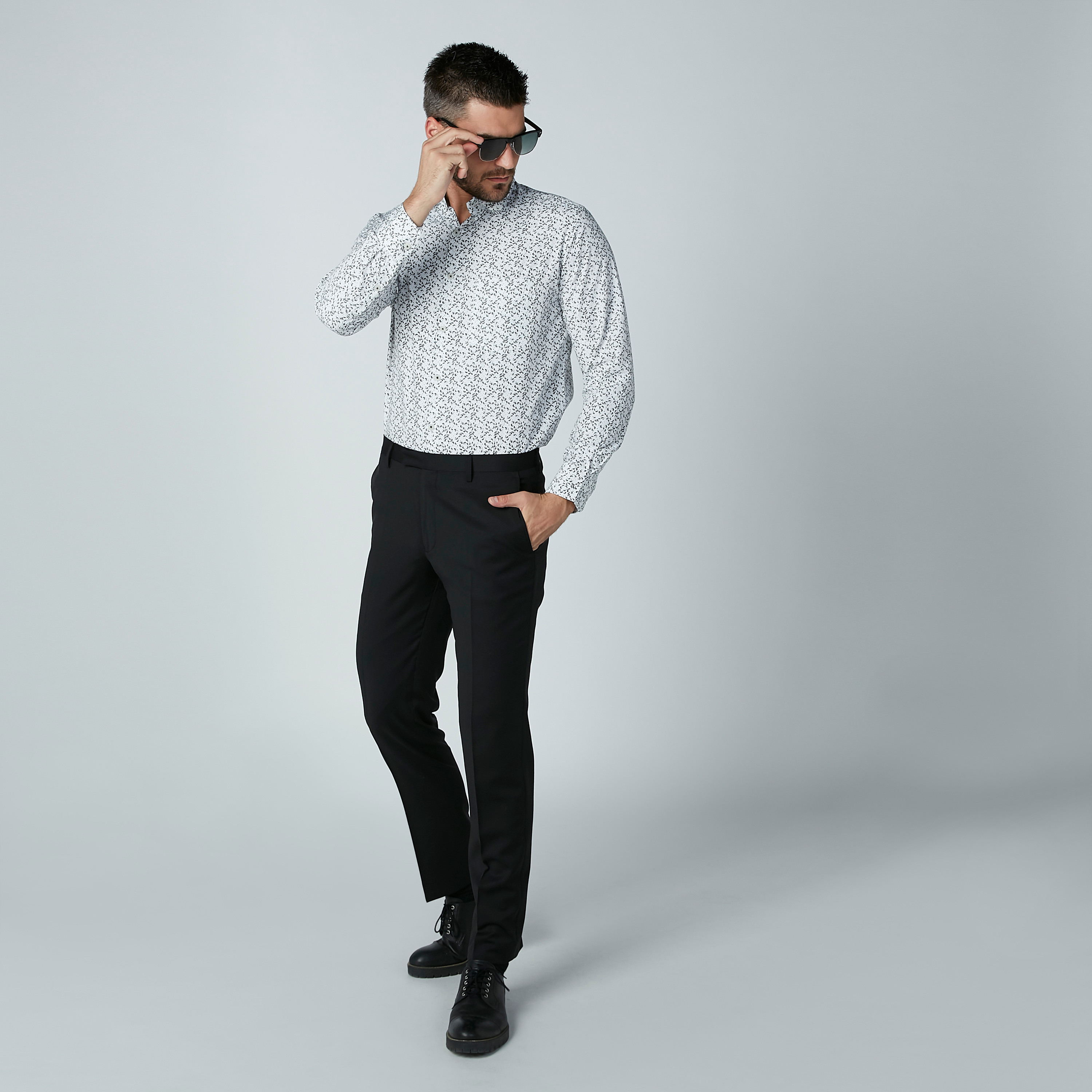 قميص سهل الكي بأكمام طويلة وأزرار وطبعات-men-clothing-shirts-image-1