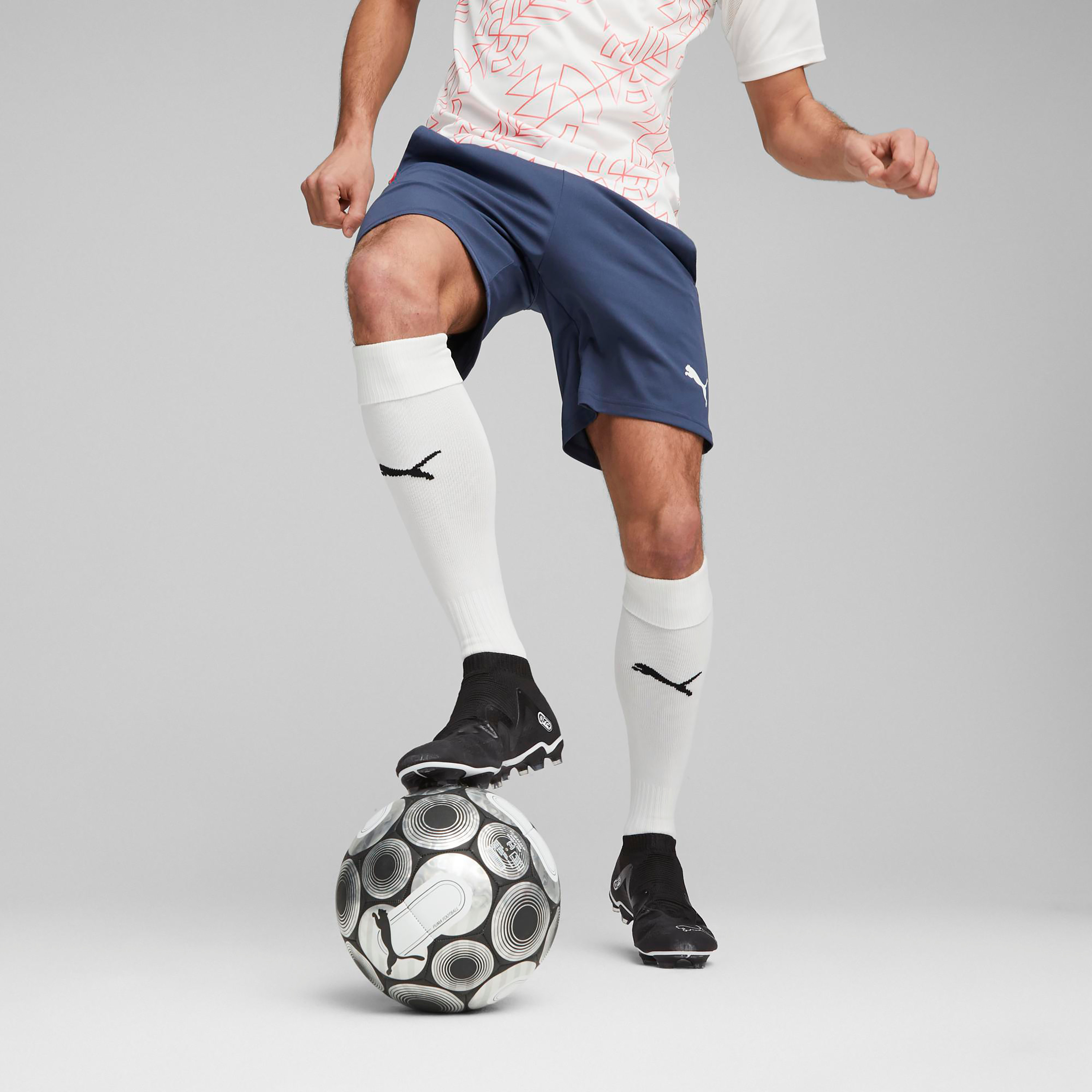Puma Teamliga Training Open Pockets Men Football Shorts | 657667-sports-gear-football-clothing-bottoms-image-1