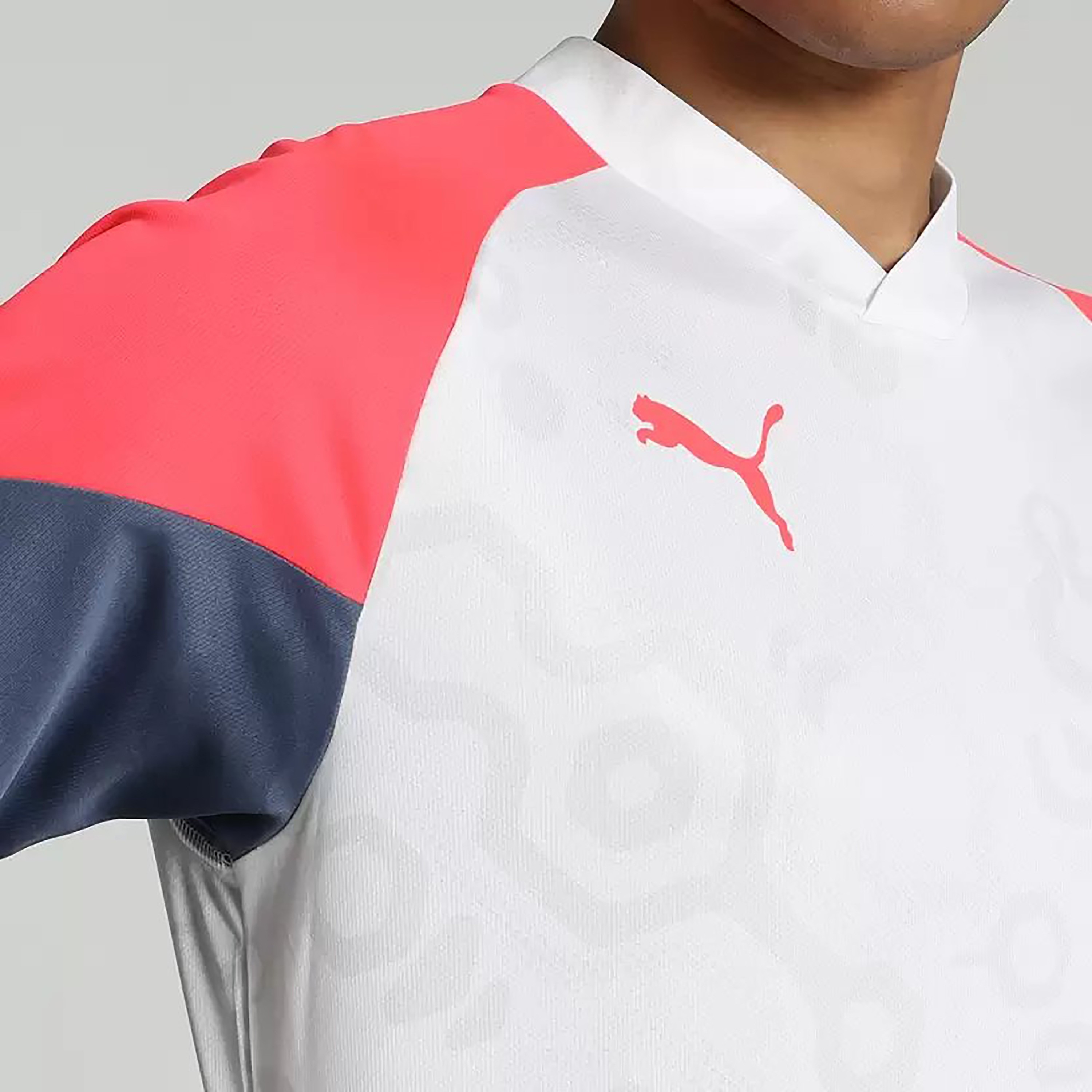 تي شيرت كرة القدم للرجال من بوما اندويجوال كاب | 658481-men-clothing-sportswearandactivewear-tshirtsandpolos-image-3