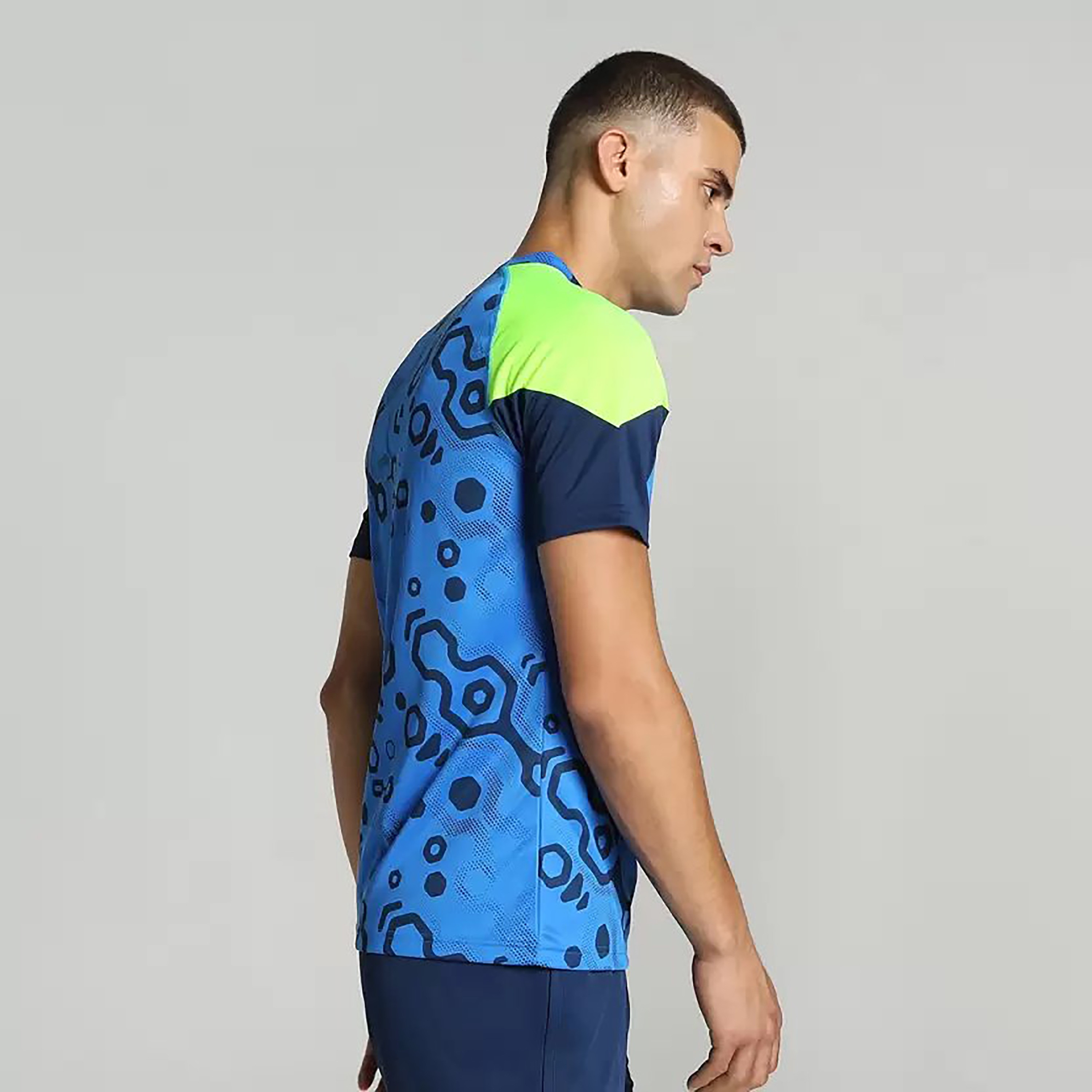 تي شيرت كرة القدم للرجال من بوما اندويجوال كاب | 658481-men-clothing-sportswearandactivewear-tshirtsandpolos-image-5