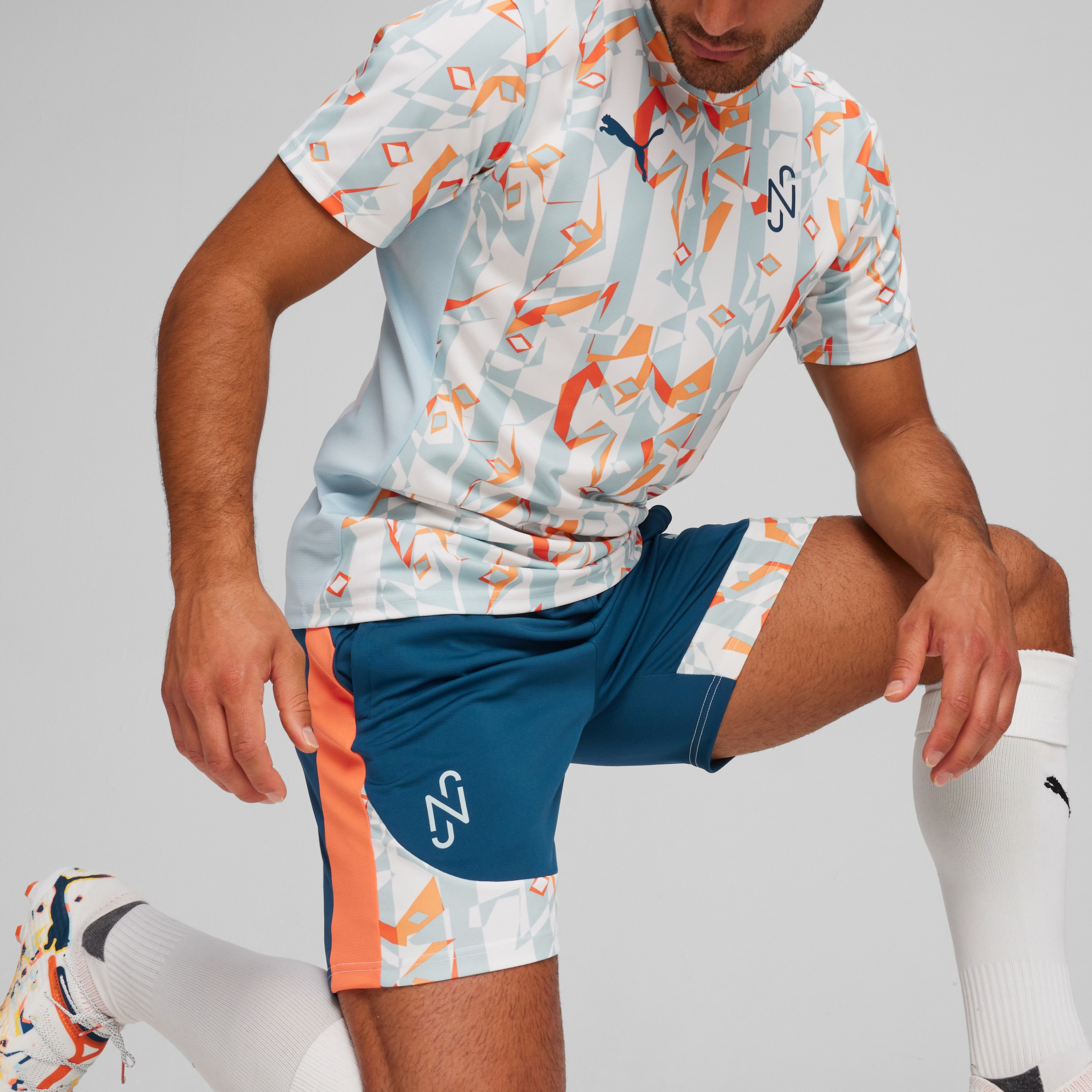 Puma Neymar JR Creativity Training Men's Shorts 658952 | OE-men-clothing-shorts-image-4