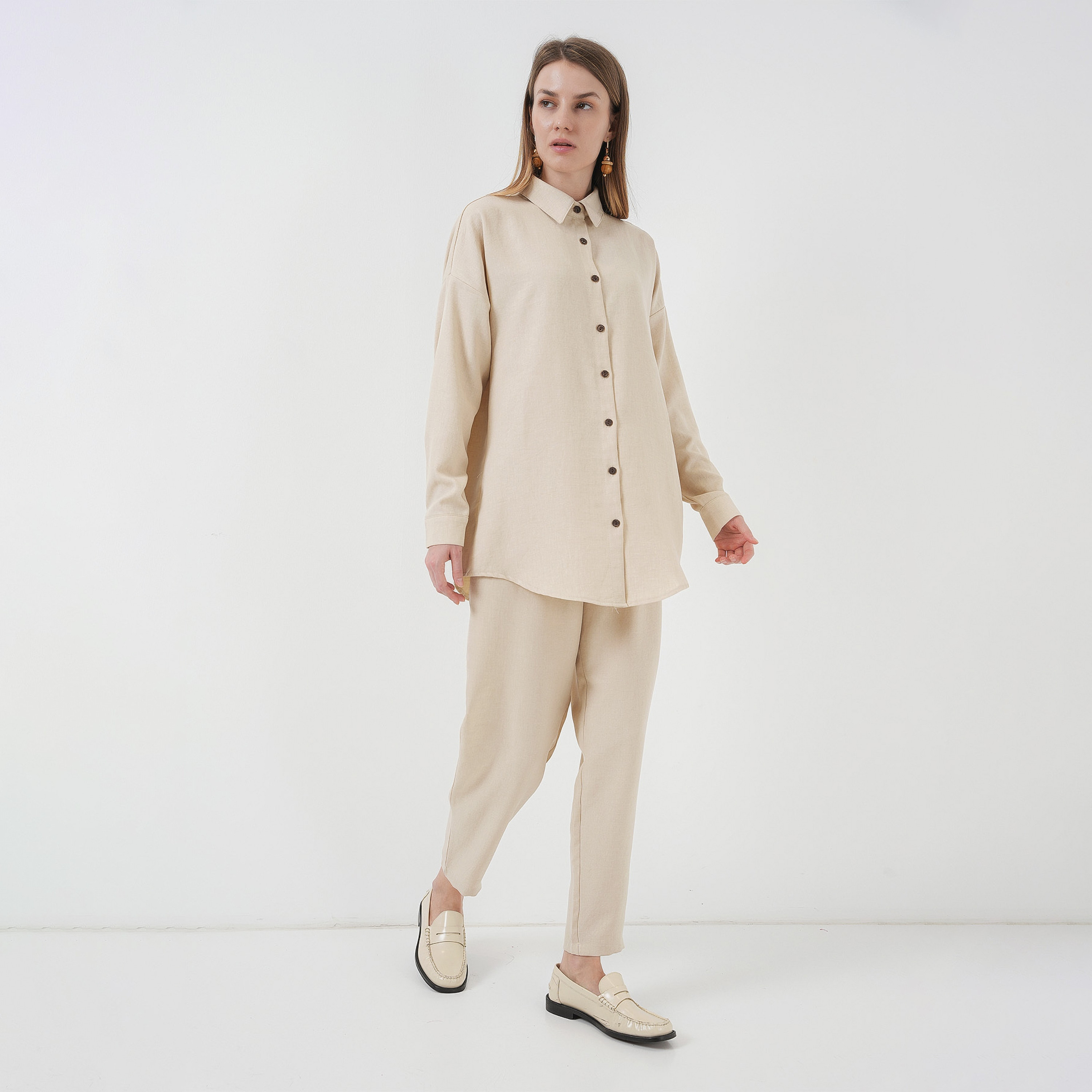 طقم نسائي من الكتان، قميص بأكمام منسدلة وسروال من بيجدارت-women-clothing-coordsets-image-1