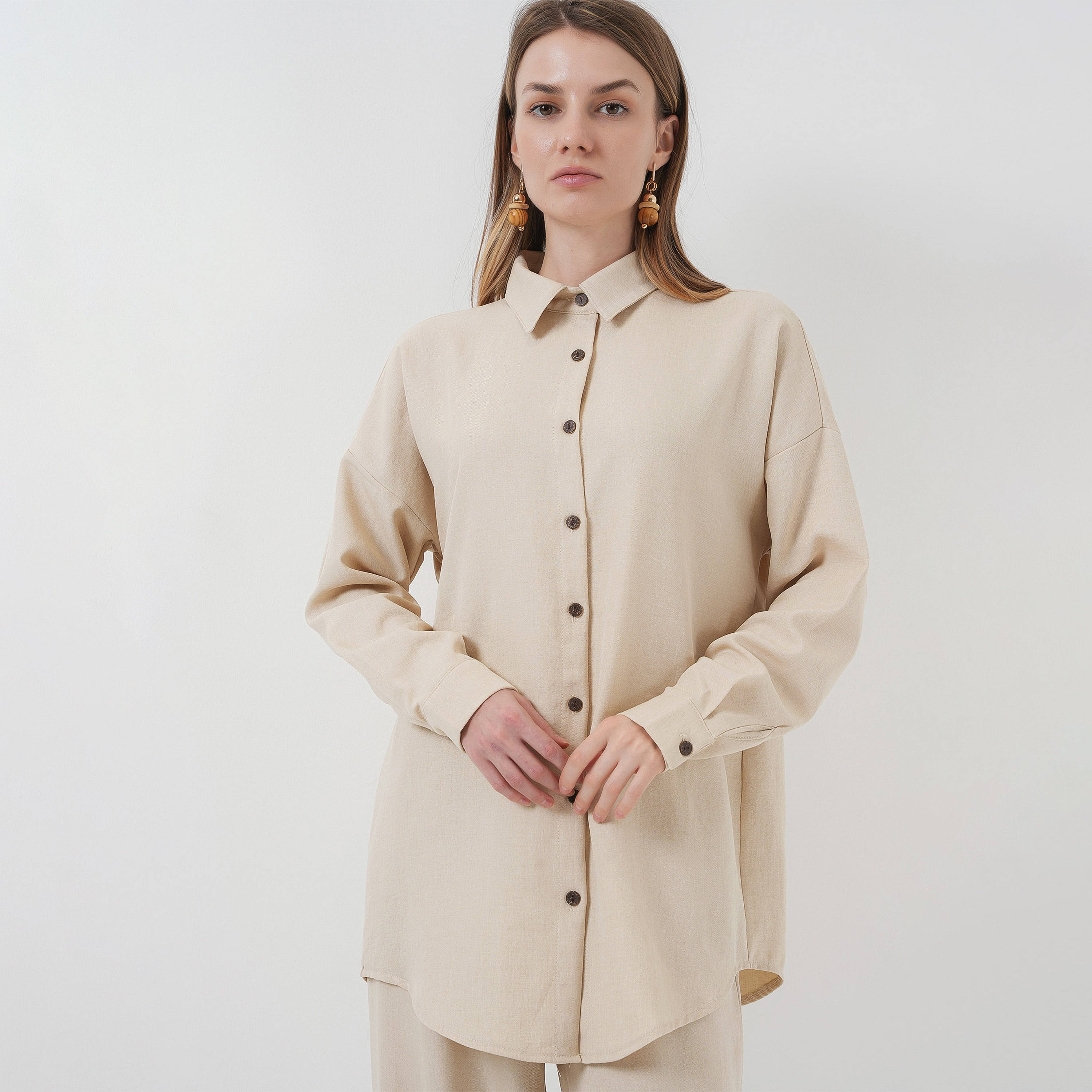 طقم نسائي من الكتان، قميص بأكمام منسدلة وسروال من بيجدارت-women-clothing-coordsets-image-2