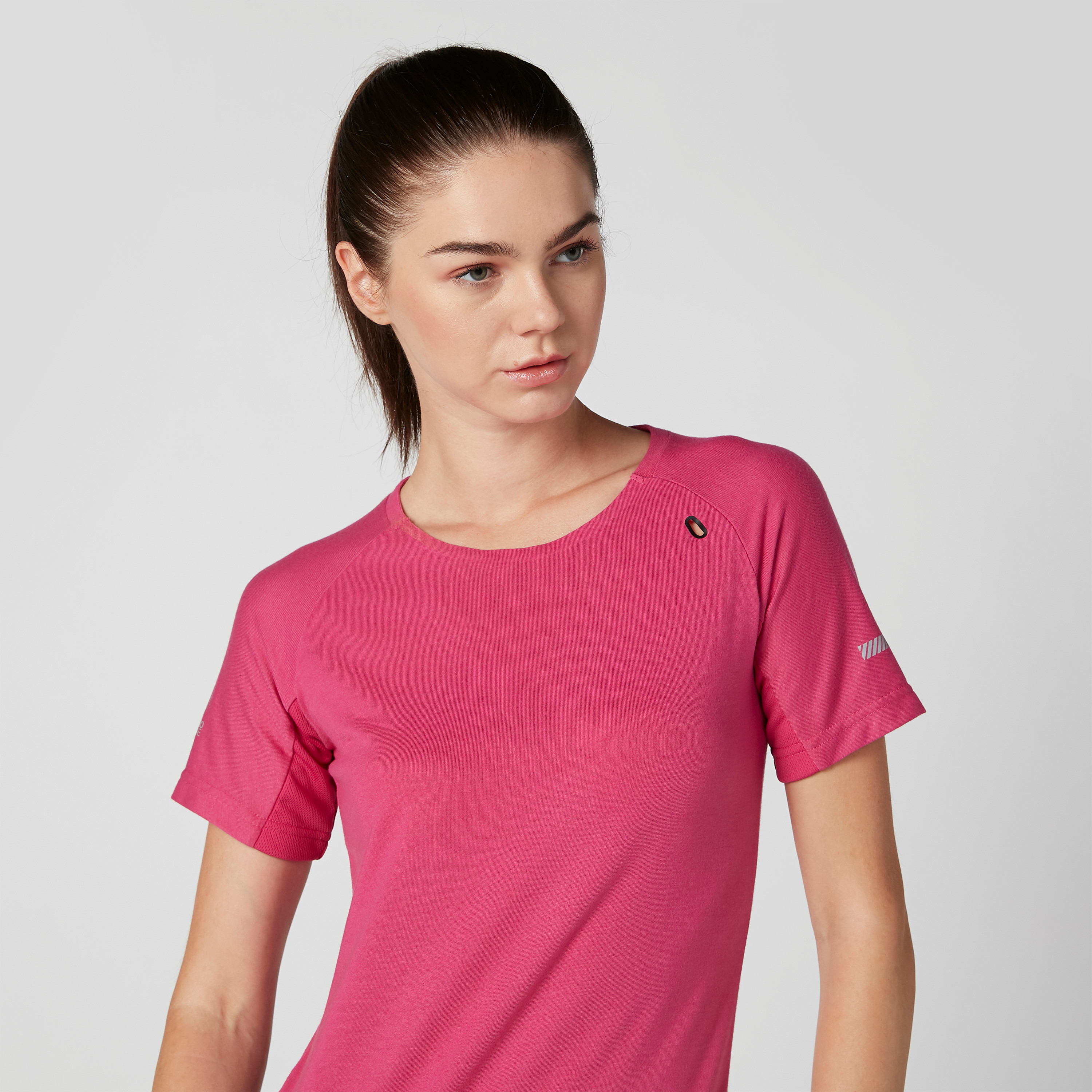 Expo 2020 Plain T-shirt with Round Neck and Short Sleeves-sports-women-clothing-tshirtsandvests-image-4