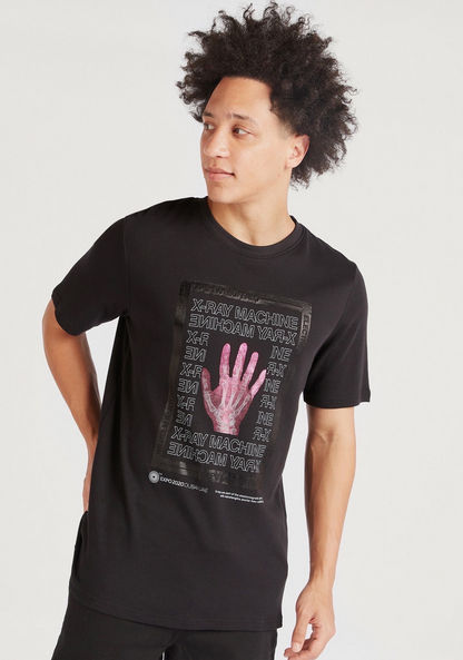 Graphic Print Crew Neck T-shirt with Short Sleeves-T Shirts-image-0