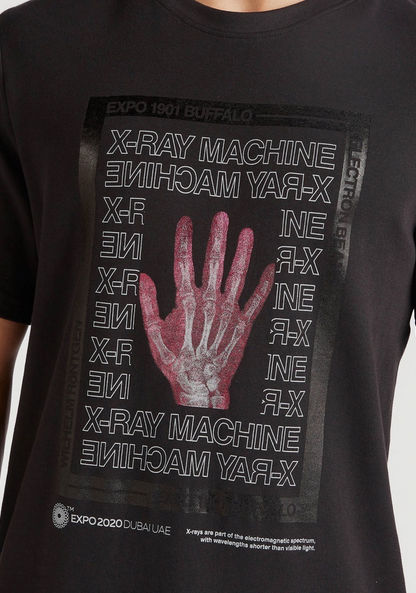 Graphic Print Crew Neck T-shirt with Short Sleeves-T Shirts-image-4