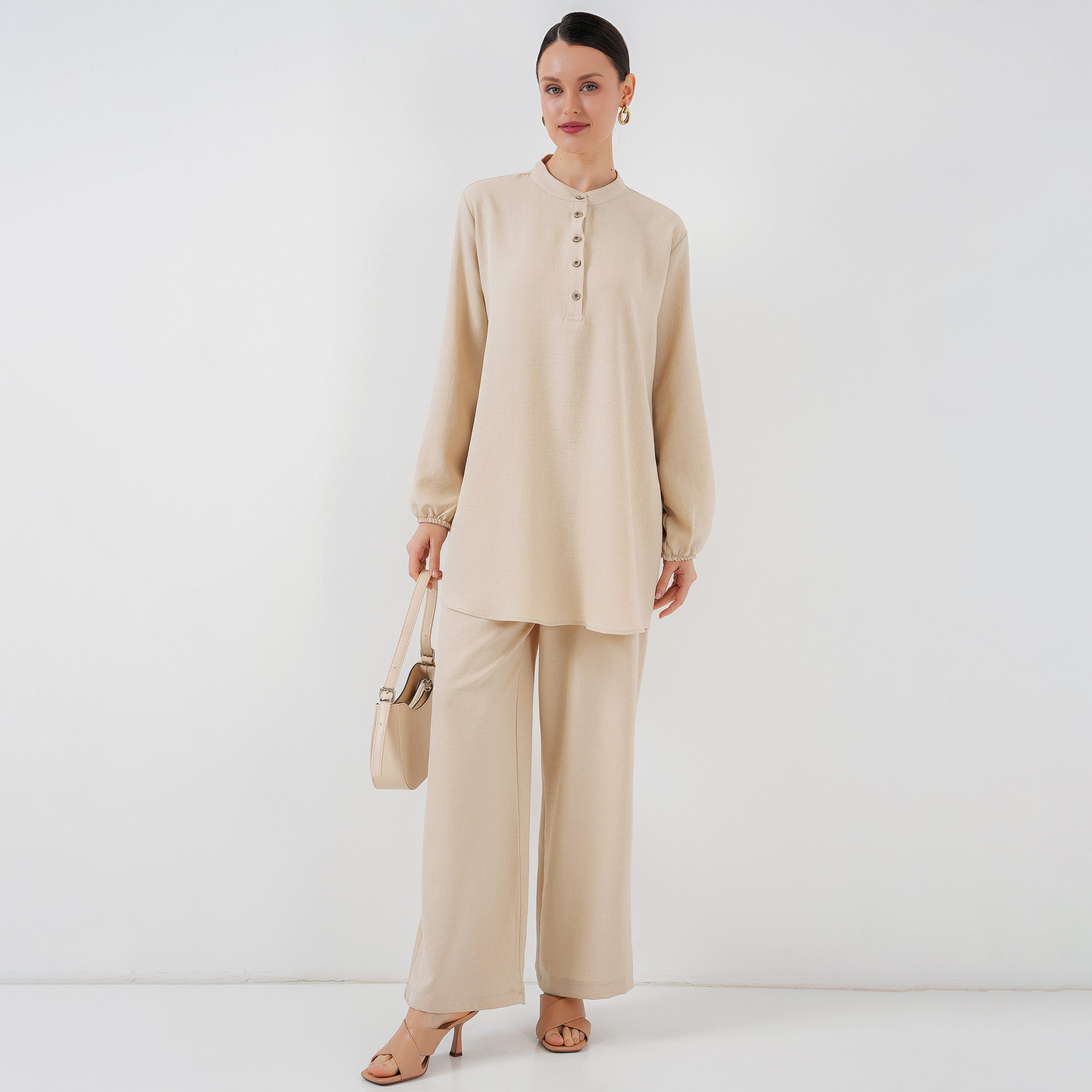 طقم نسائي بقميص تونيك بياقة شريطية وبنطلون من بيجدارت-women-clothing-coordsets-image-1