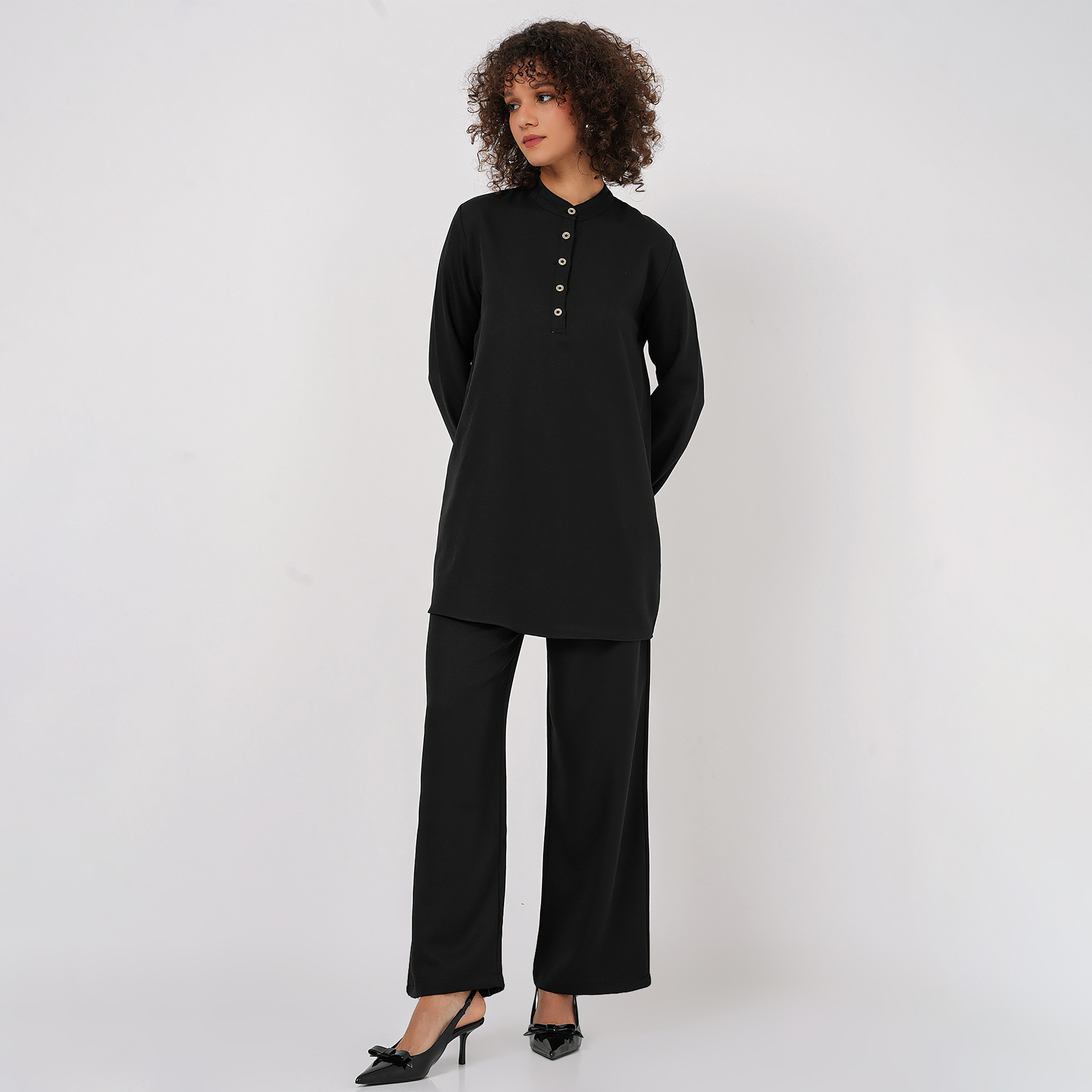 طقم نسائي بقميص تونيك بياقة شريطية وبنطلون من بيجدارت-women-clothing-coordsets-image-20