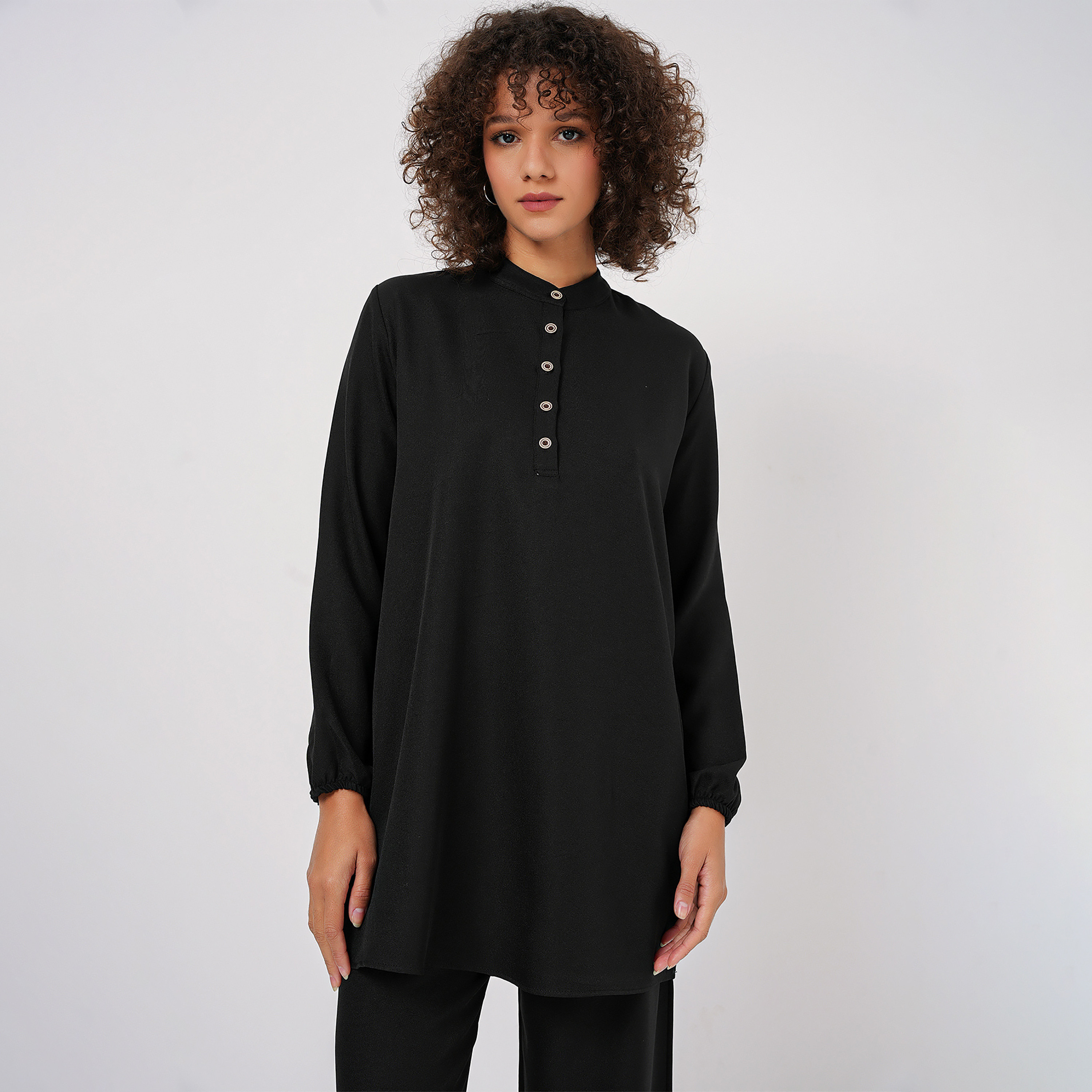 طقم نسائي بقميص تونيك بياقة شريطية وبنطلون من بيجدارت-women-clothing-coordsets-image-22