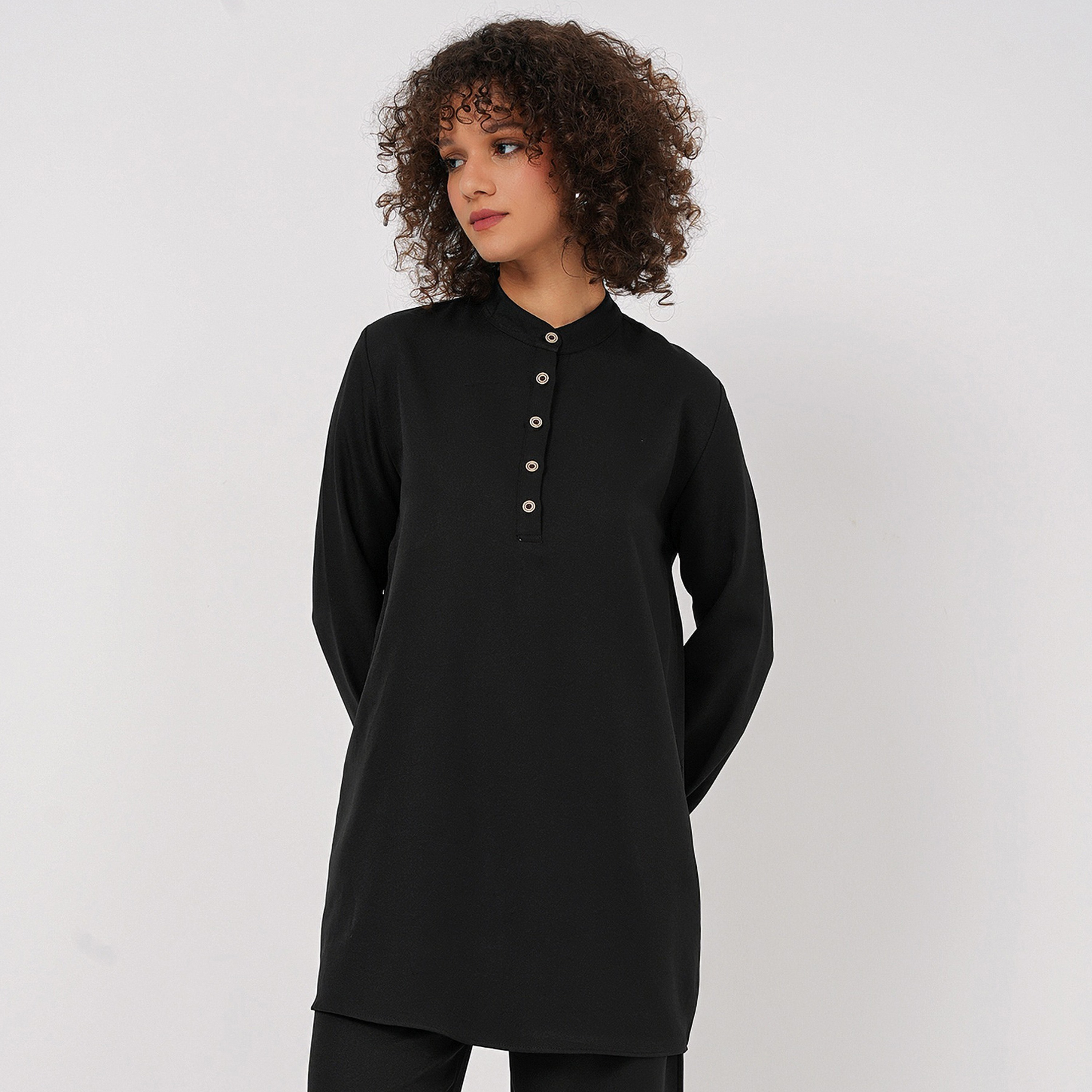 طقم نسائي من الكتان، تونيك بياقة الماندرين وسروال من بيجدارت-women-clothing-coordsets-image-26