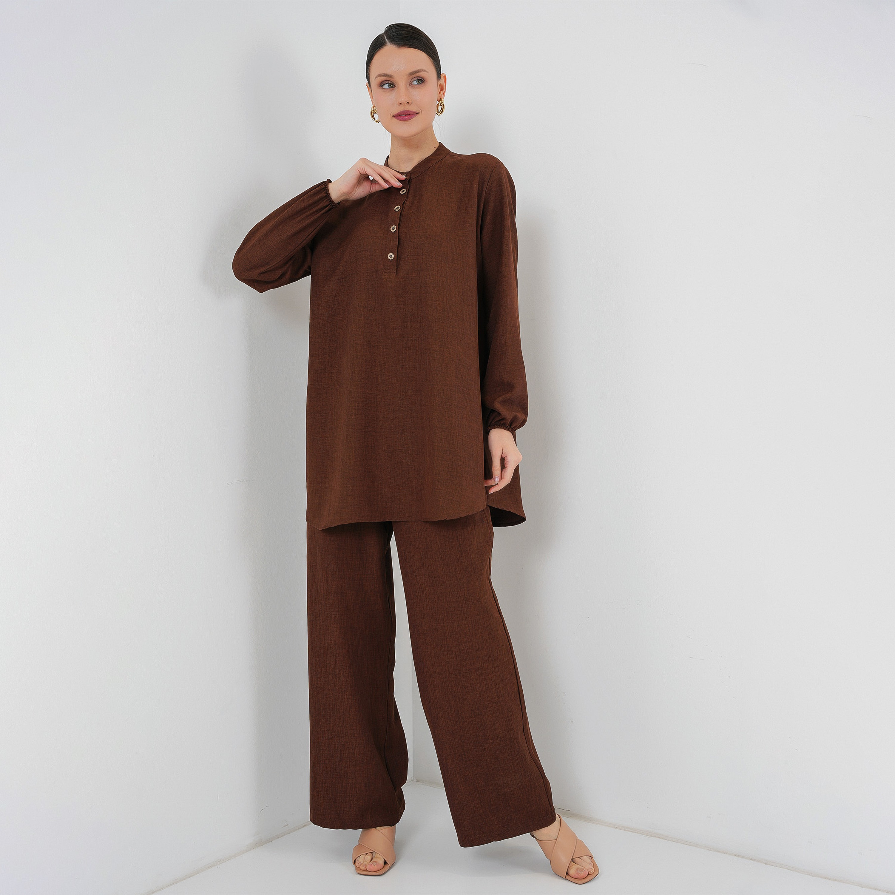 طقم نسائي من الكتان، تونيك بياقة الماندرين وسروال من بيجدارت-women-clothing-coordsets-image-16