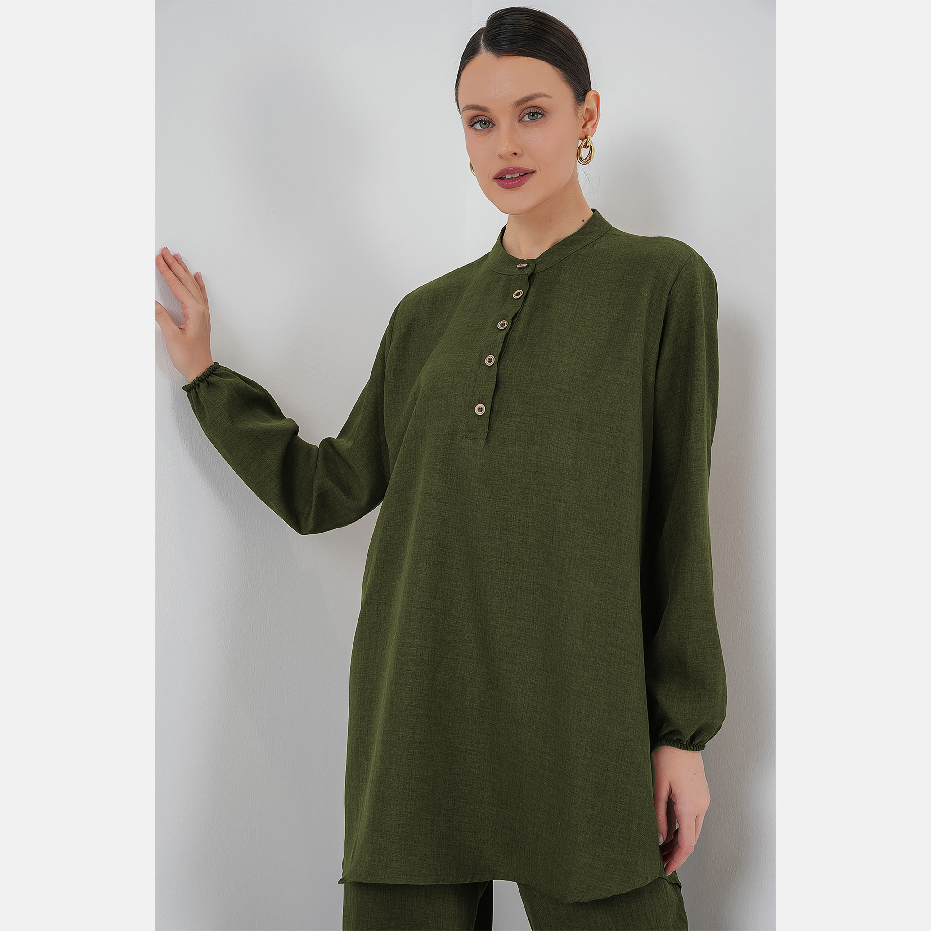 طقم نسائي من الكتان، تونيك بياقة الماندرين وسروال من بيجدارت-women-clothing-coordsets-image-36