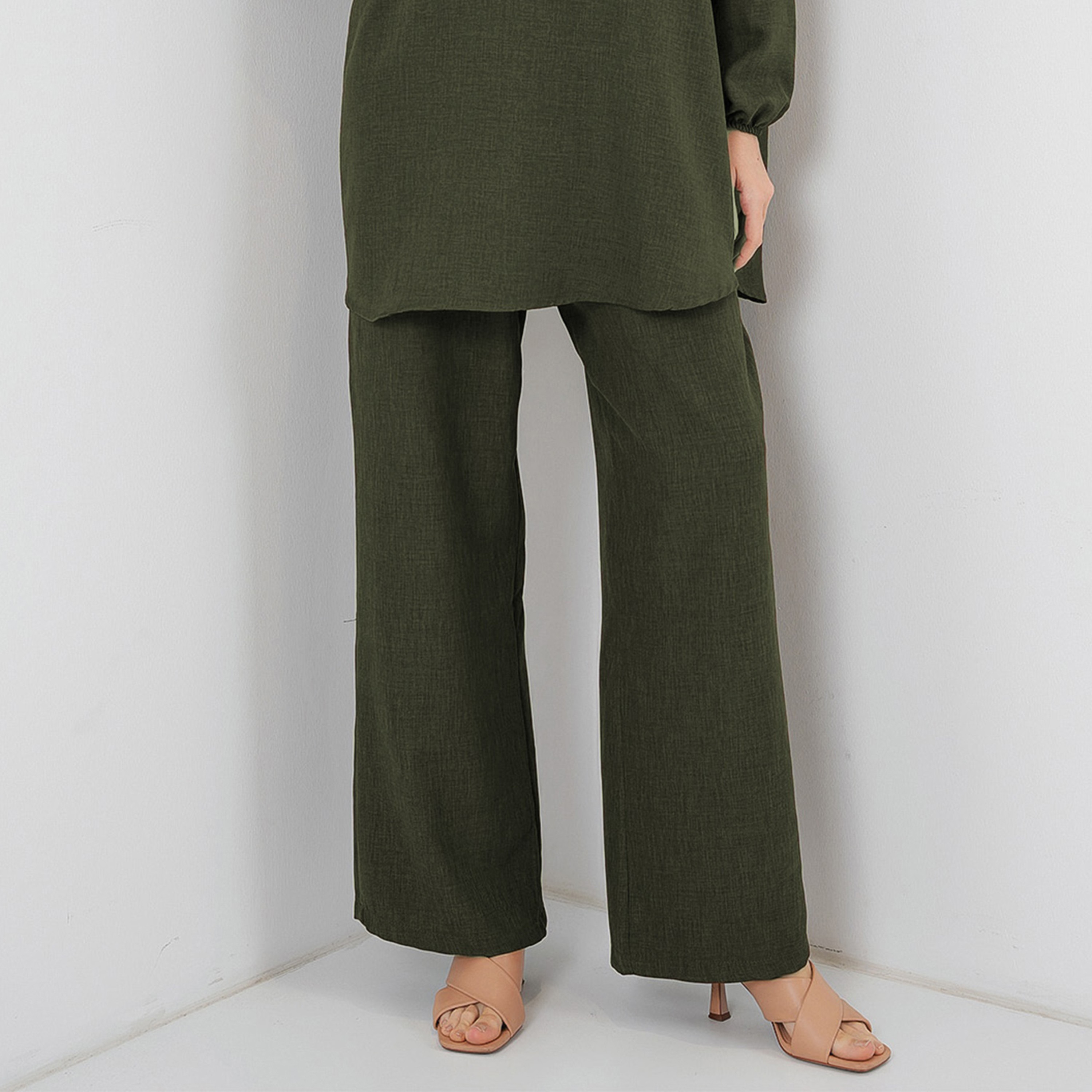 طقم نسائي من الكتان، تونيك بياقة الماندرين وسروال من بيجدارت-women-clothing-coordsets-image-37