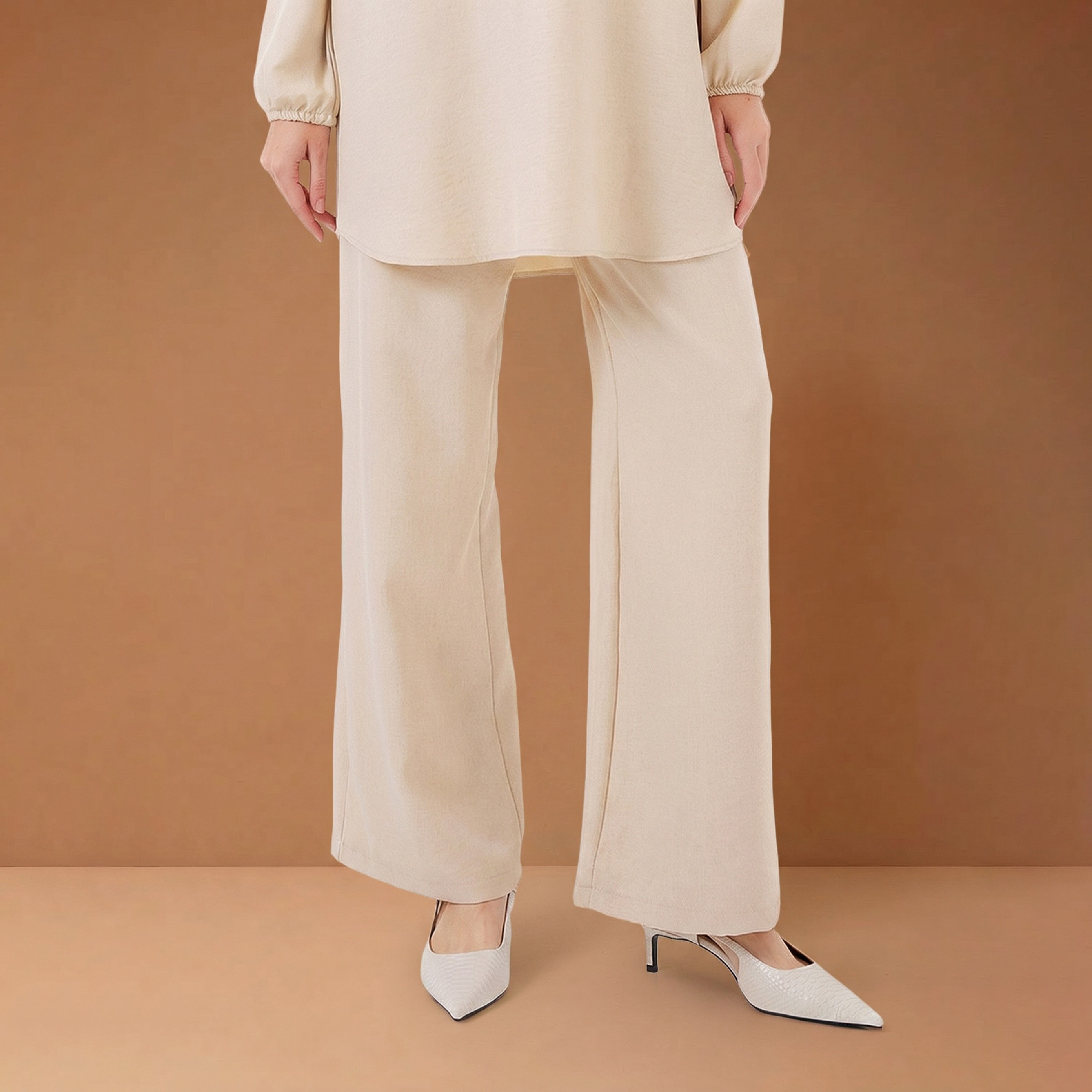 طقم نسائي بقميص تونيك بياقة شريطية وبنطلون من بيجدارت-women-clothing-coordsets-image-9