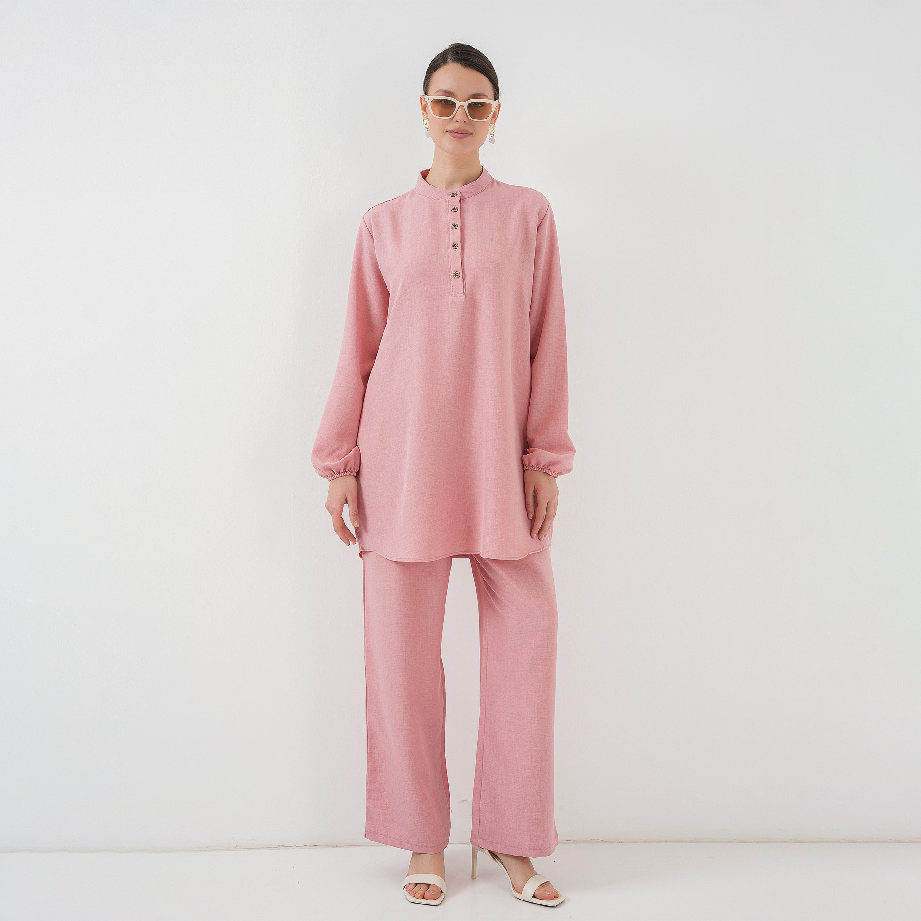 طقم نسائي من الكتان، تونيك بياقة الماندرين وسروال من بيجدارت-women-clothing-coordsets-image-23